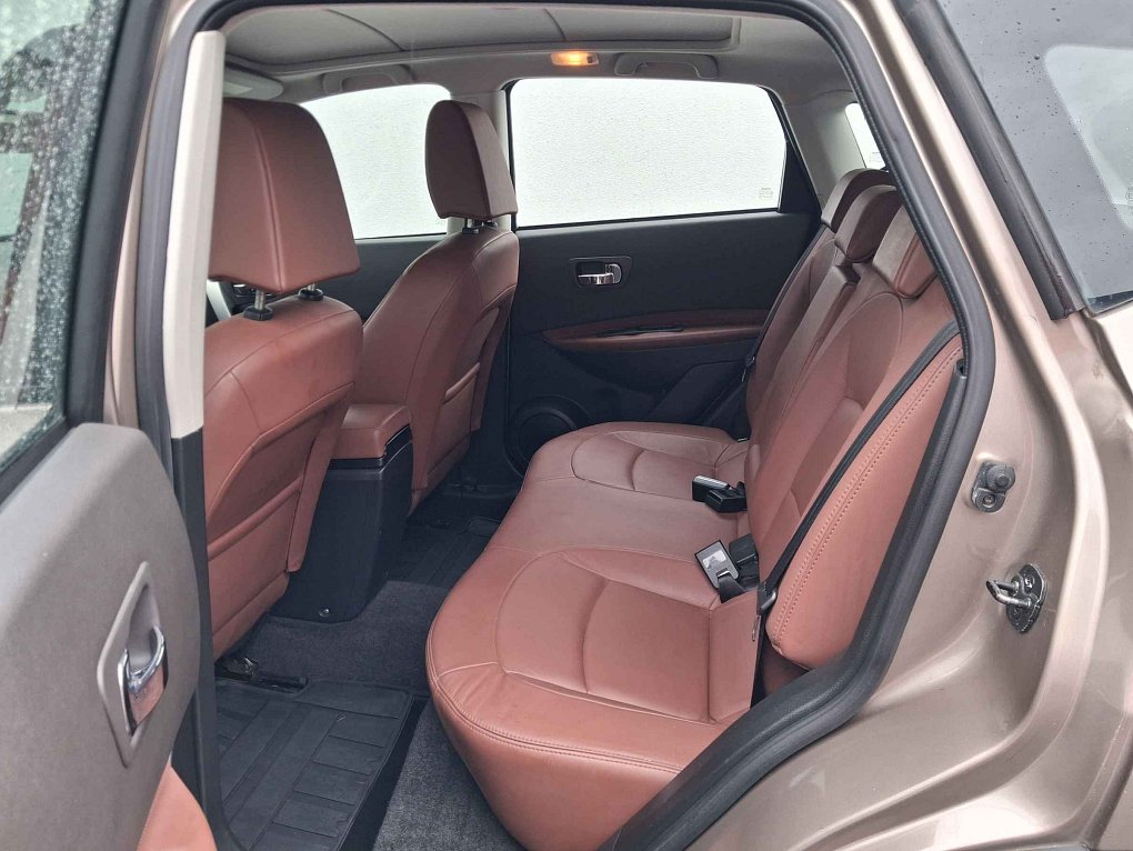 Nissan Qashqai 2.0i Tekna