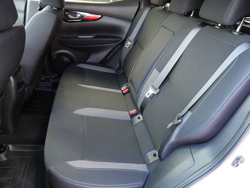 Nissan Qashqai 1.3 DIG-T 