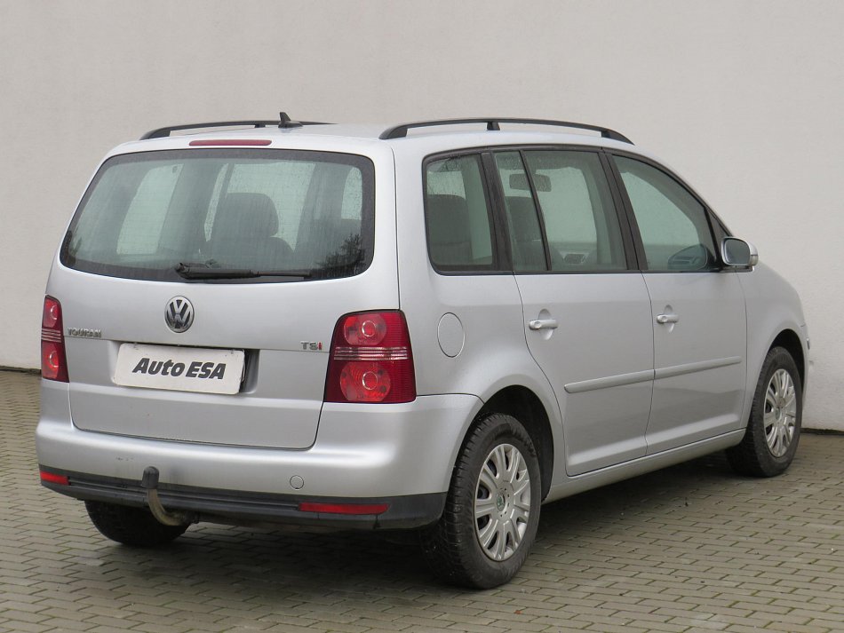 Volkswagen Touran 1.4TSi  7.míst