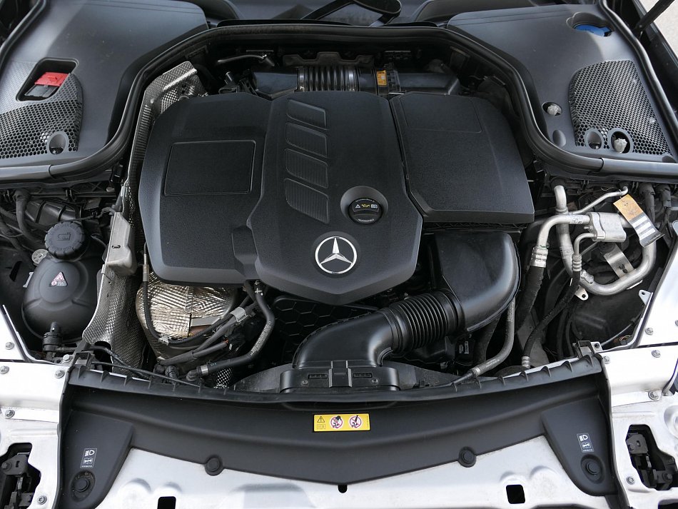 Mercedes-Benz Třída E 2.0 CDI 