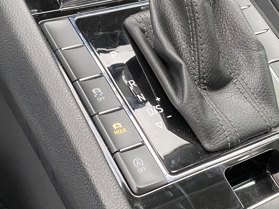 Škoda Superb III 2.0 TDi Style