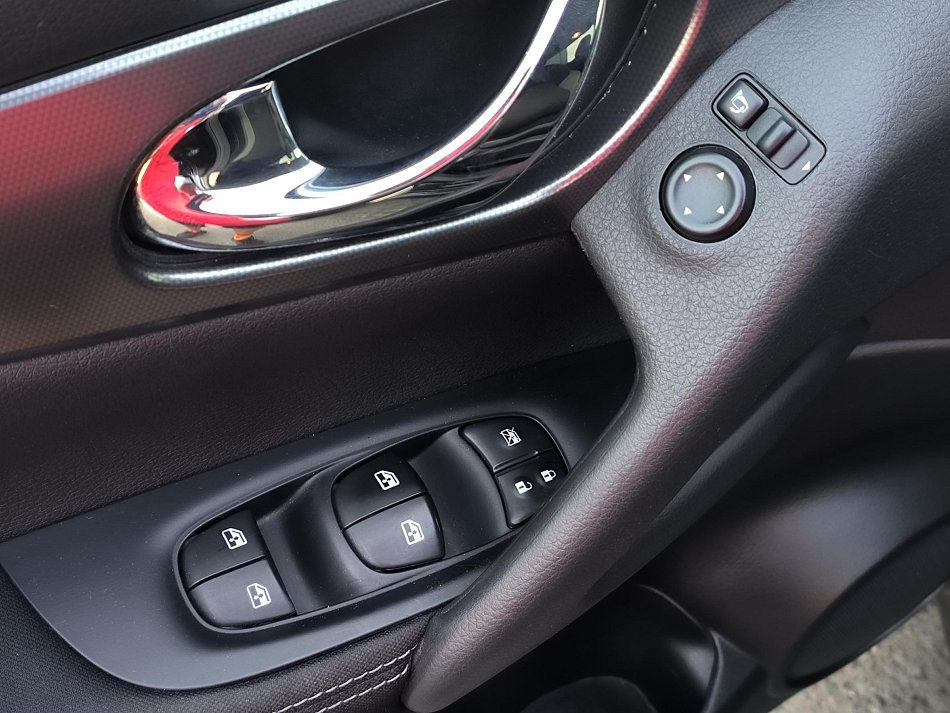 Nissan Qashqai 1.2 DIG-T N-Connecta