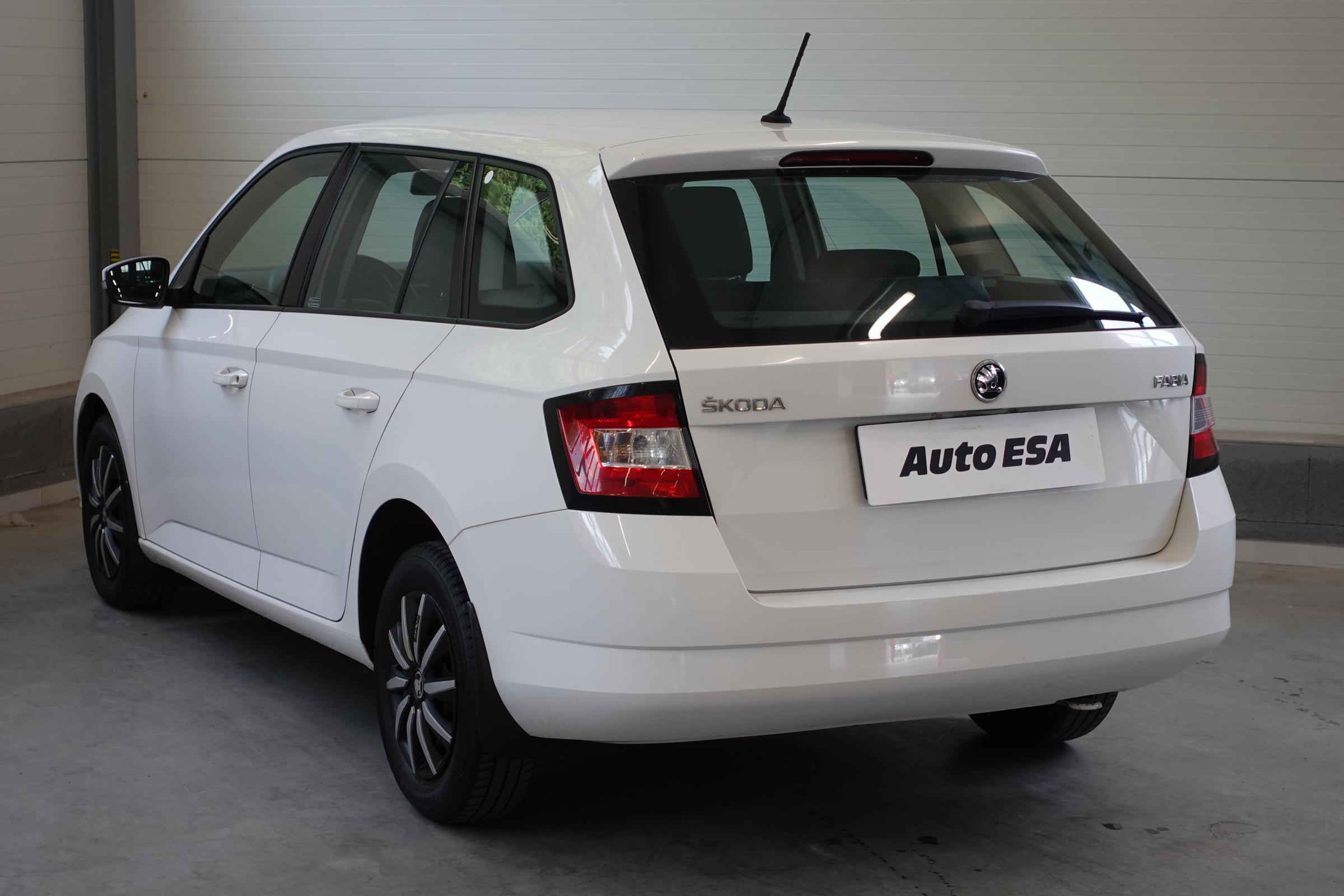 Škoda Fabia III, 2015 - pohled č. 4