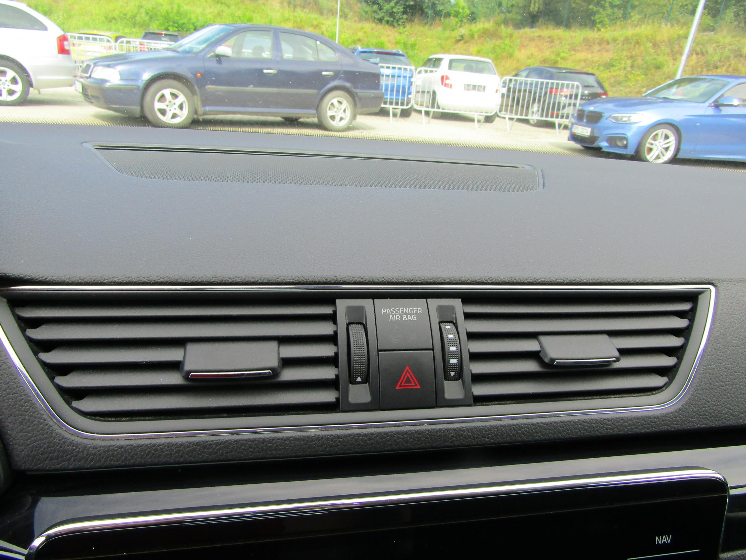 Škoda Superb III, 2017 - pohled č. 14