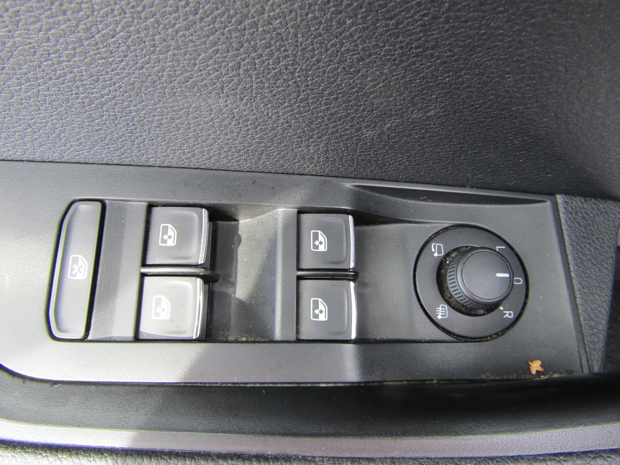 Škoda Superb III, 2017 - pohled č. 24