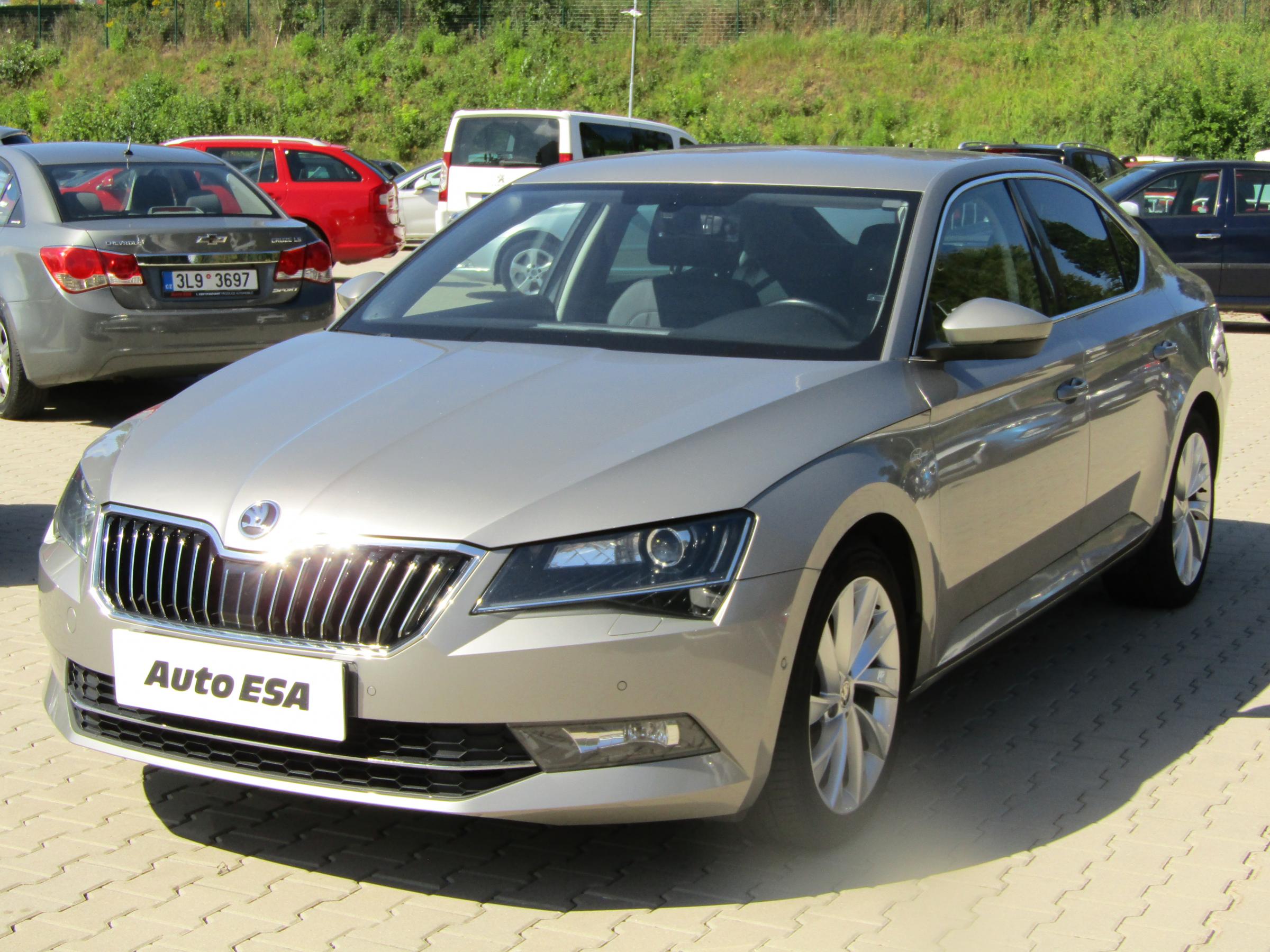 Škoda Superb III, 2017 - pohled č. 3