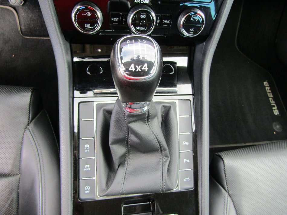 Škoda Superb III 2.0 TDi  4x4