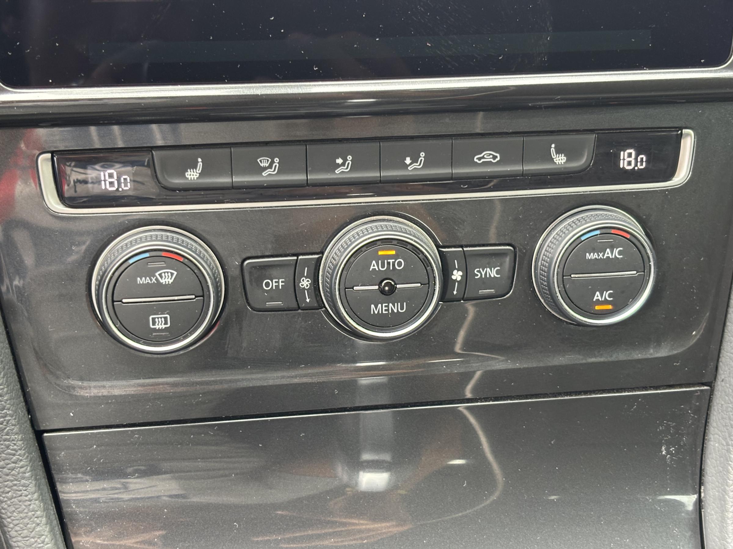 Volkswagen Golf, 2017 - pohled č. 19