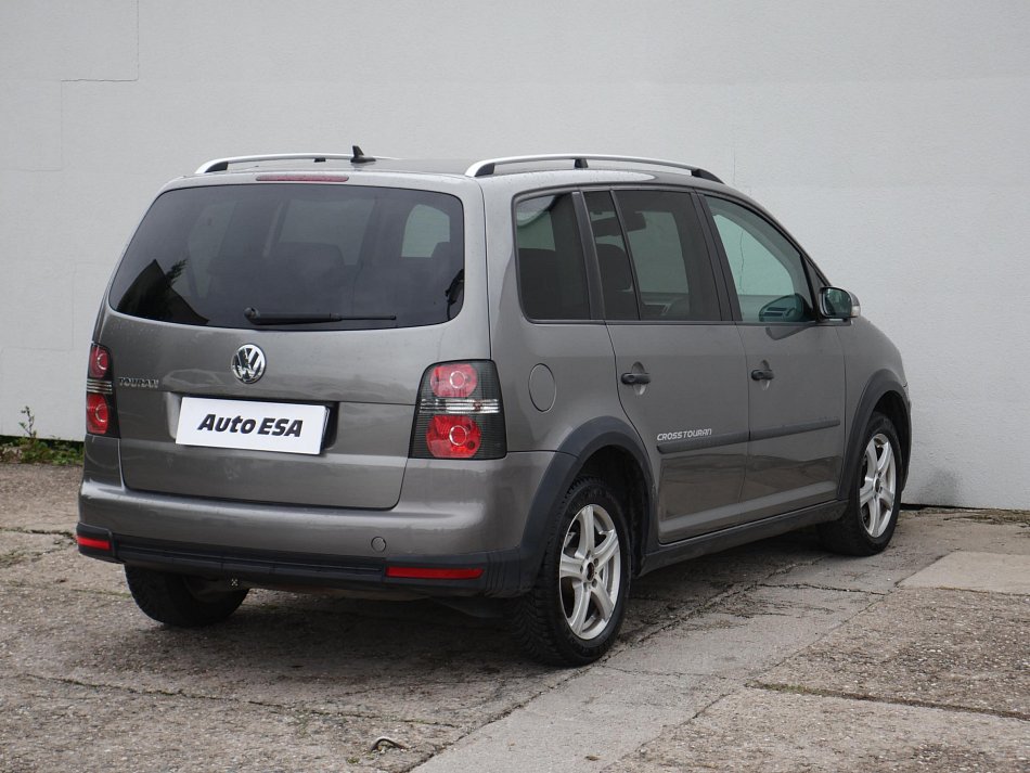 Volkswagen Touran 1.4 TSi CROSS