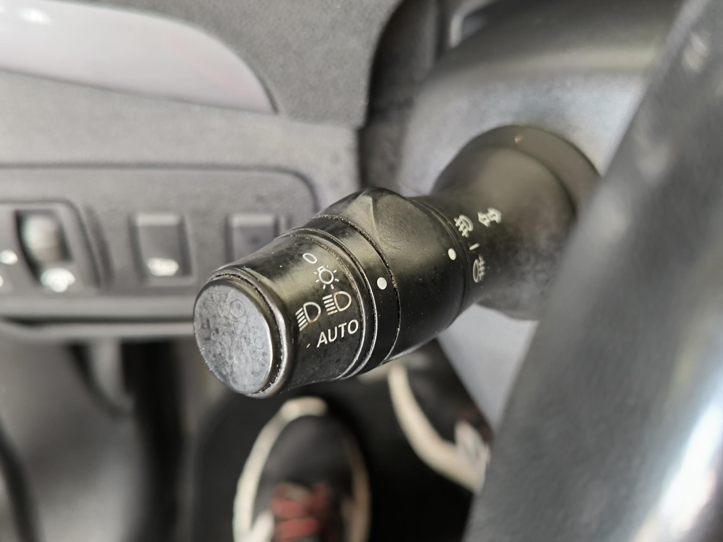 Renault Scénic, 2015 - pohled č. 16