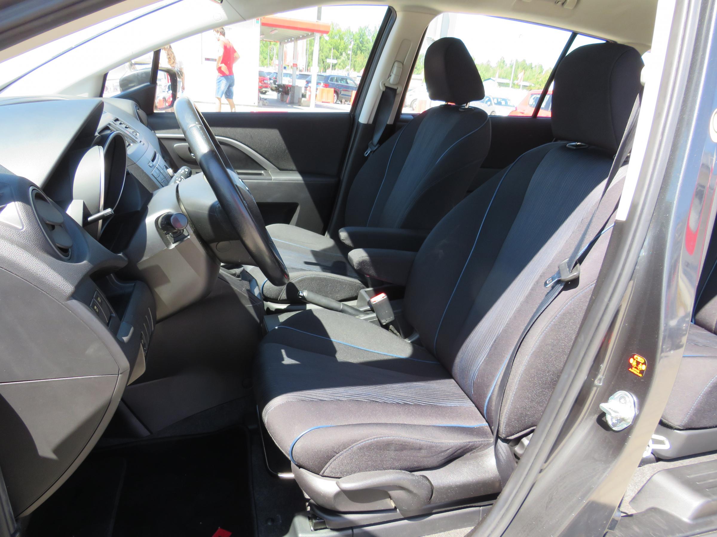 Mazda 5, 2012 - pohled č. 11