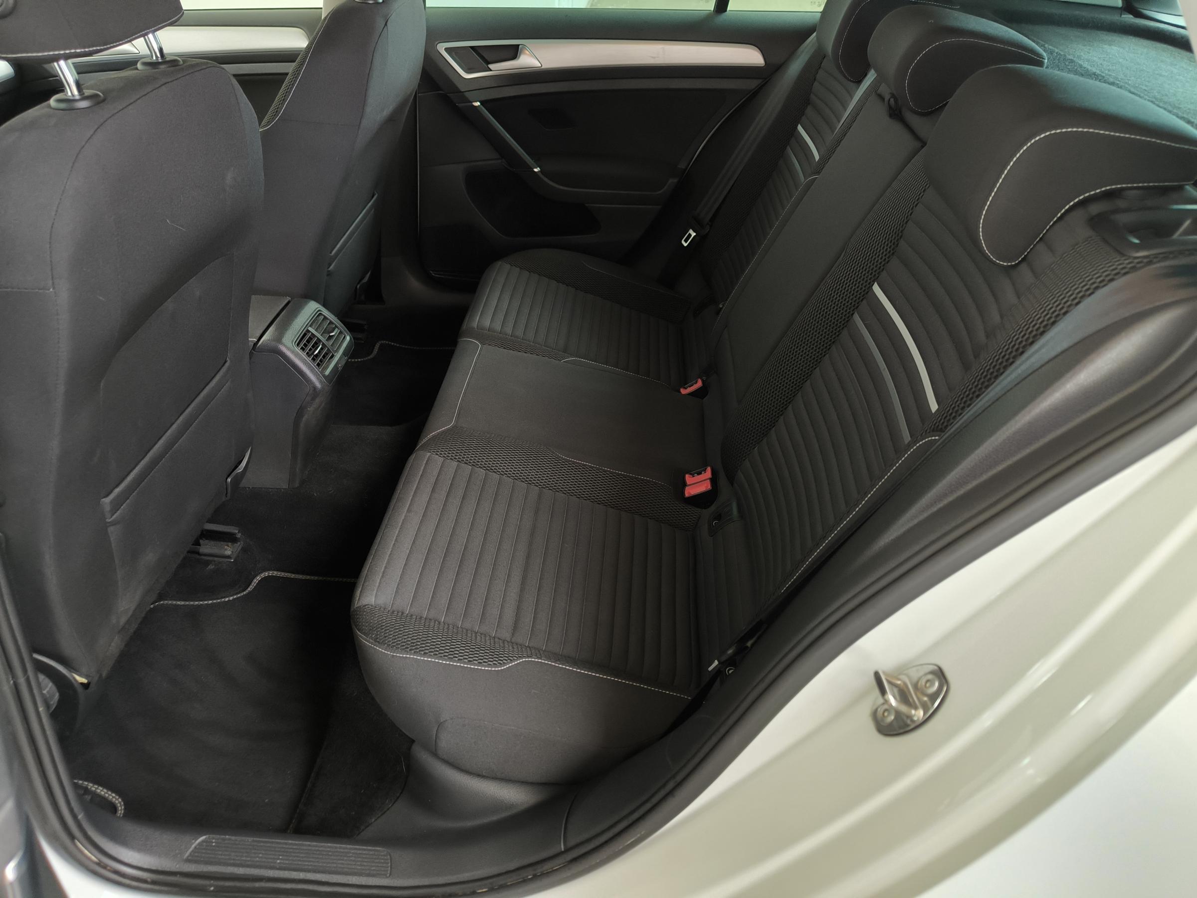 Volkswagen Golf, 2014 - pohled č. 10