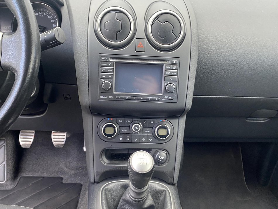 Nissan Qashqai 2.0dCi Acenta +2