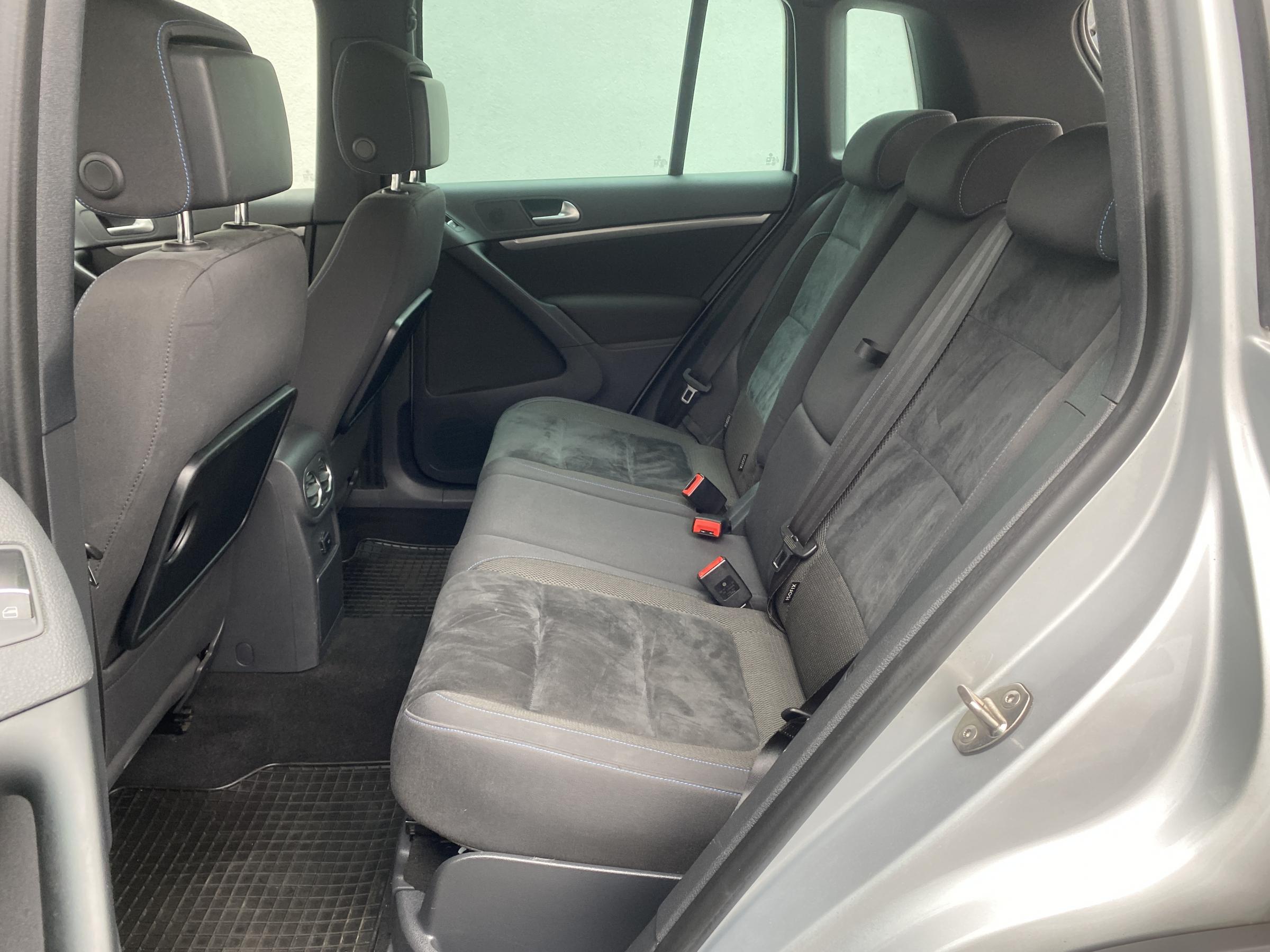 Volkswagen Tiguan, 2015 - pohled č. 10