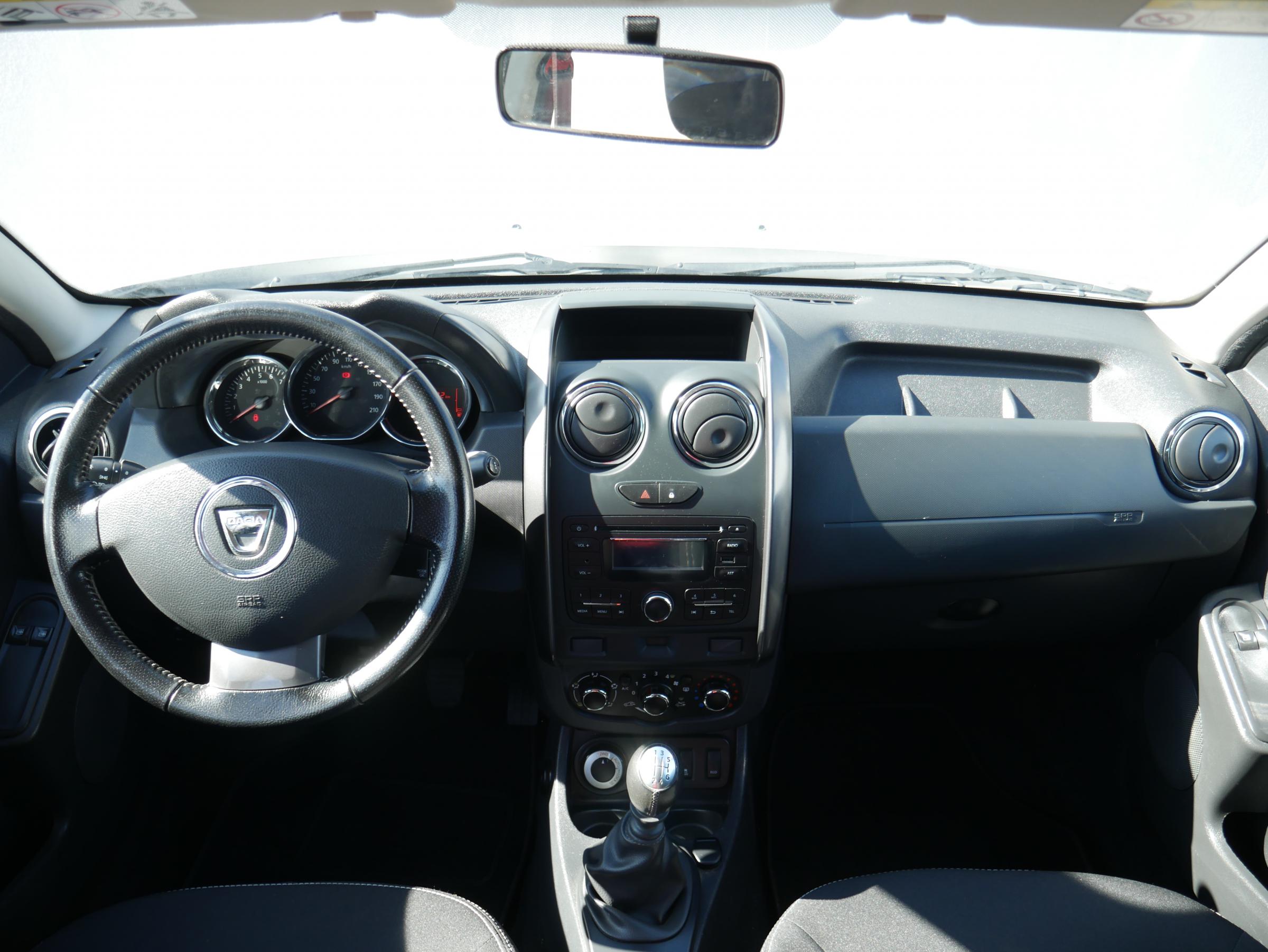 Dacia Duster, 2015 - pohled č. 10