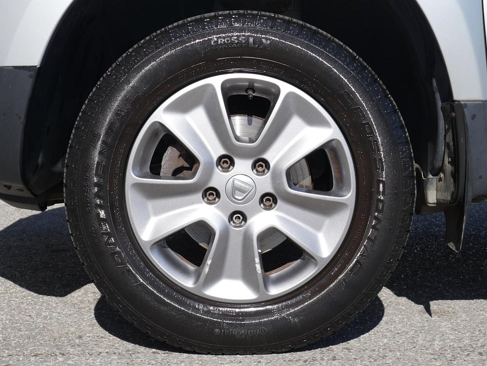 Dacia Duster 1.6 i Arctica