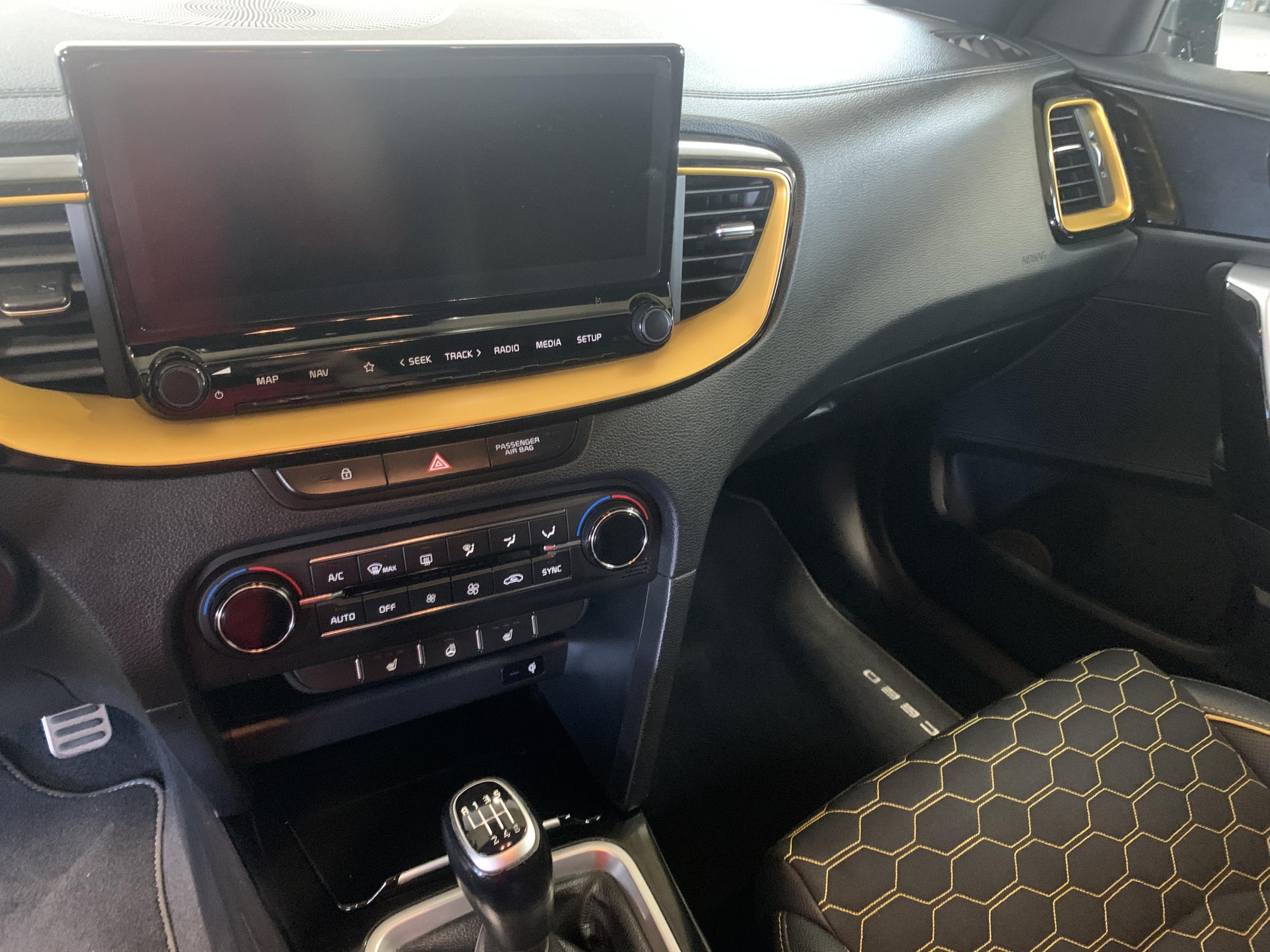 Kia XCeed, 2019 - pohled č. 14