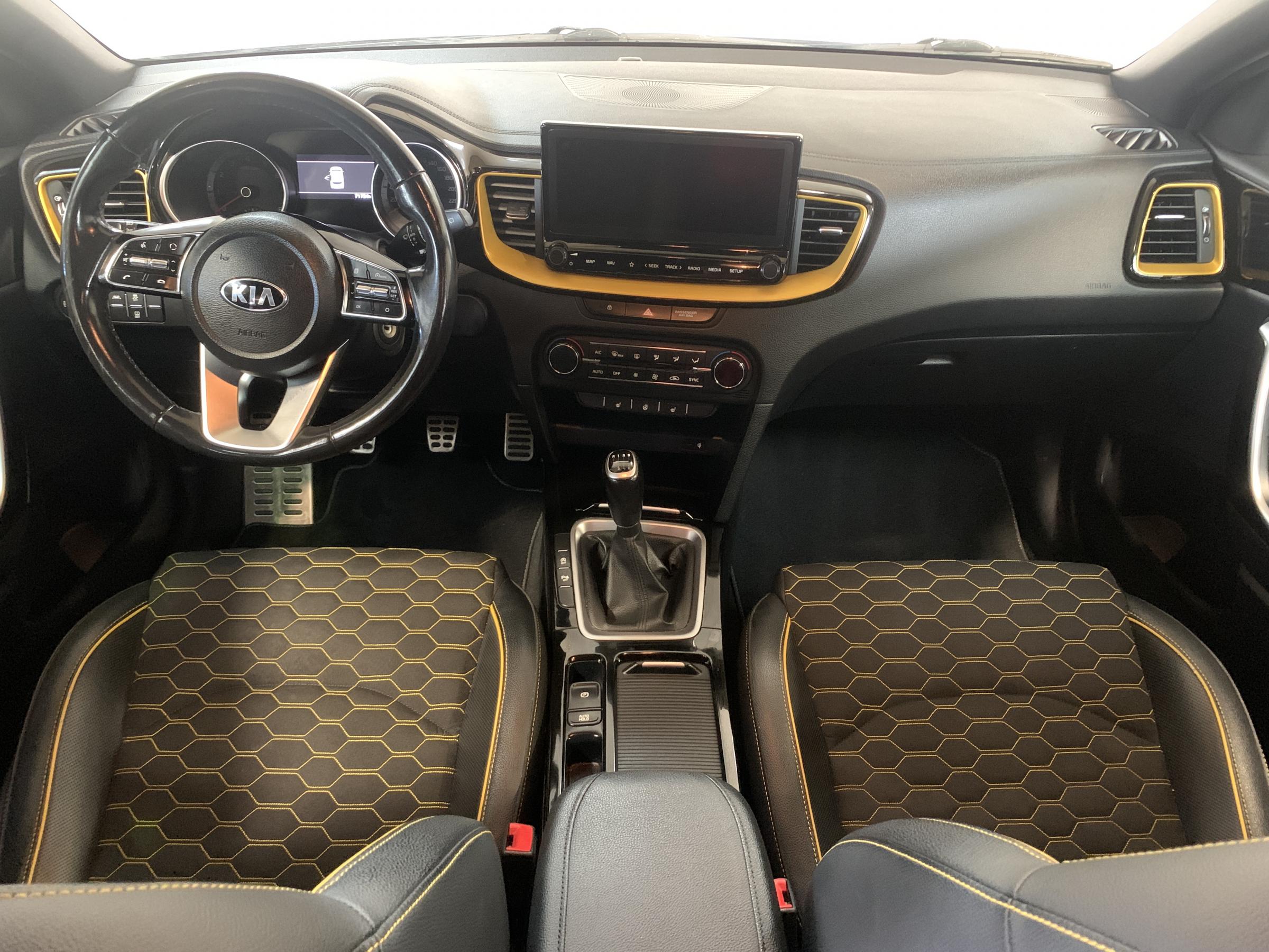Kia XCeed, 2019 - pohled č. 8