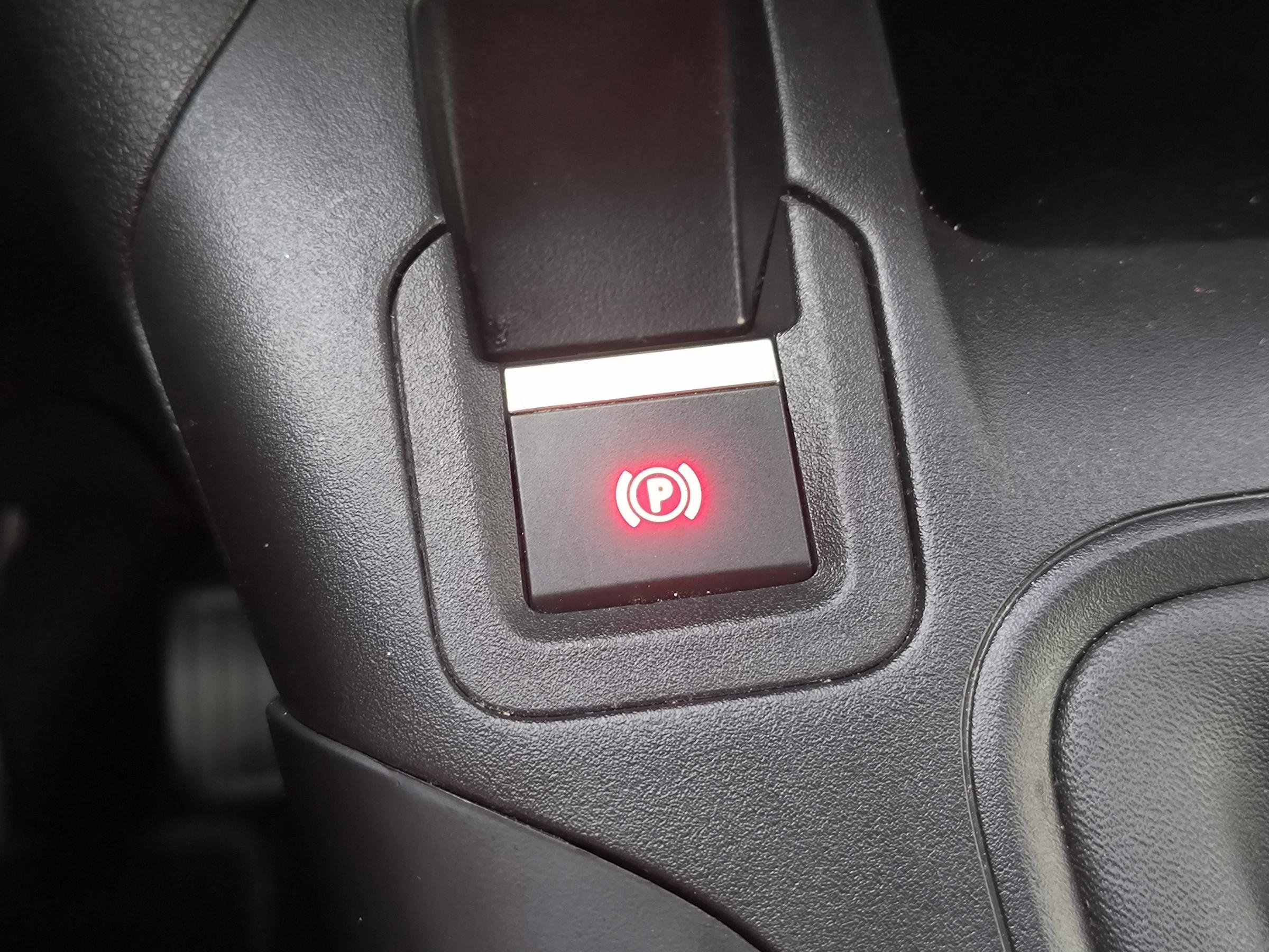 Opel Combo, 2019 - pohled č. 19