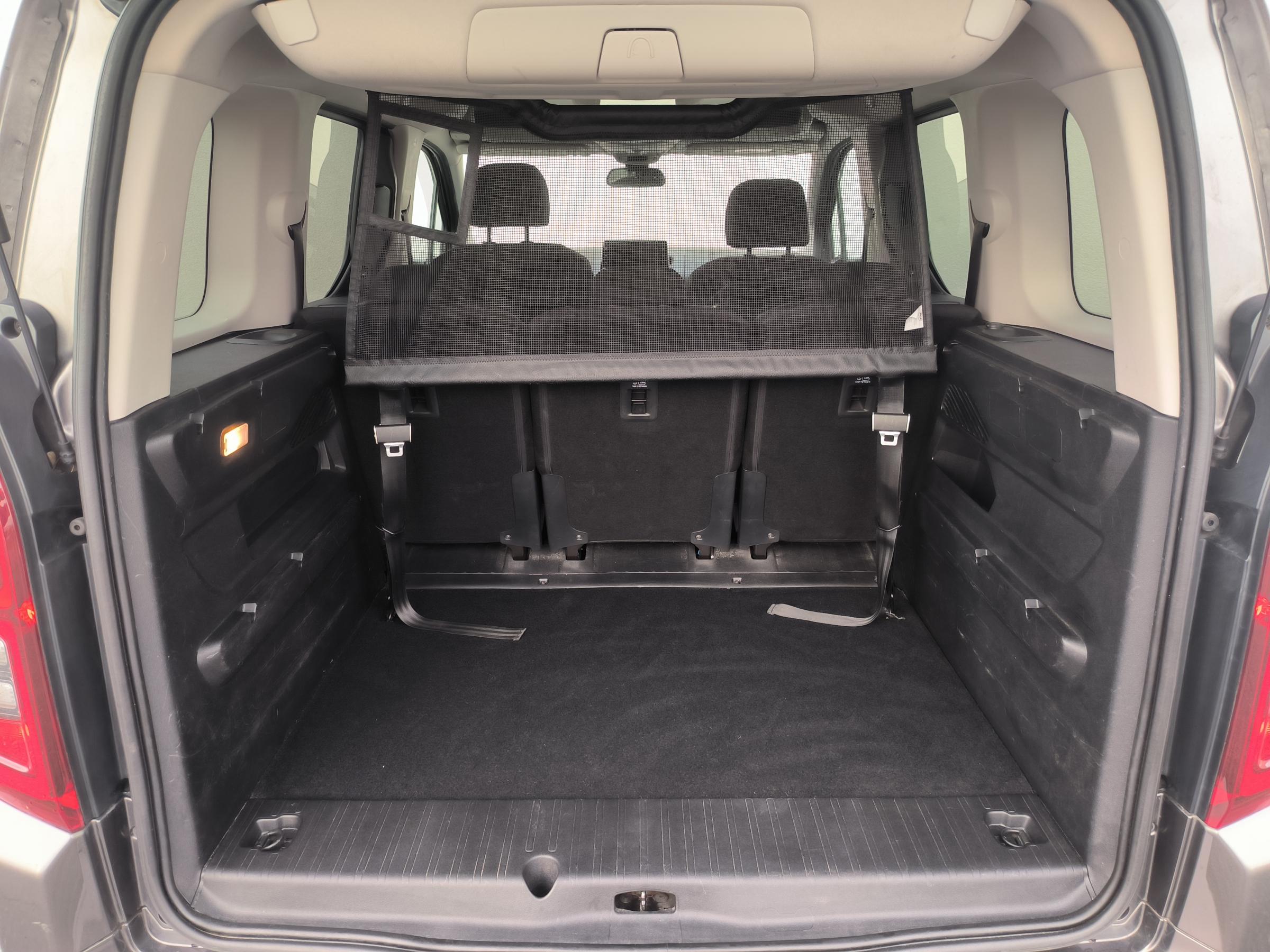 Opel Combo, 2019 - pohled č. 7