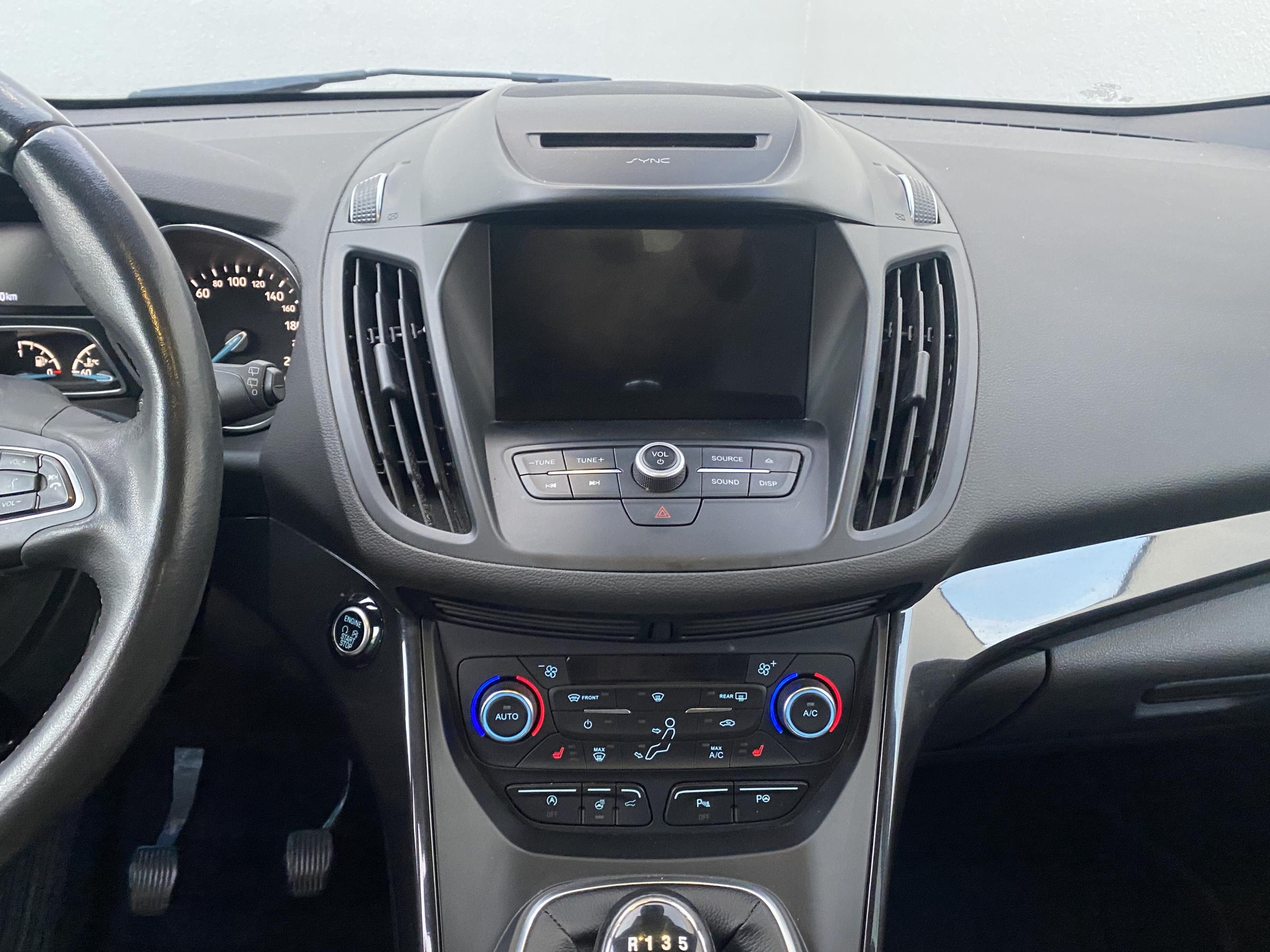 Ford Kuga, 2017 - pohled č. 12