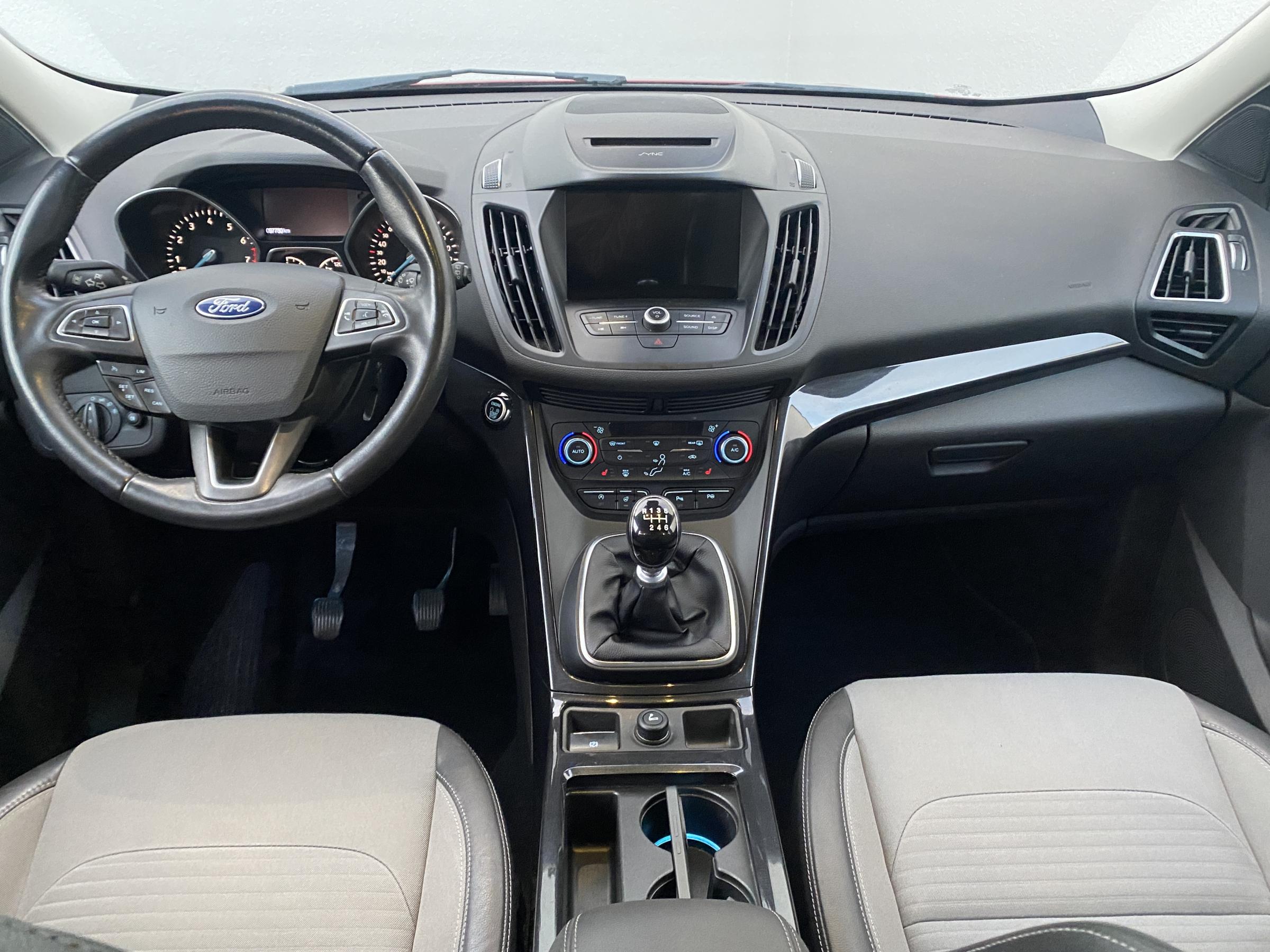 Ford Kuga, 2017 - pohled č. 8