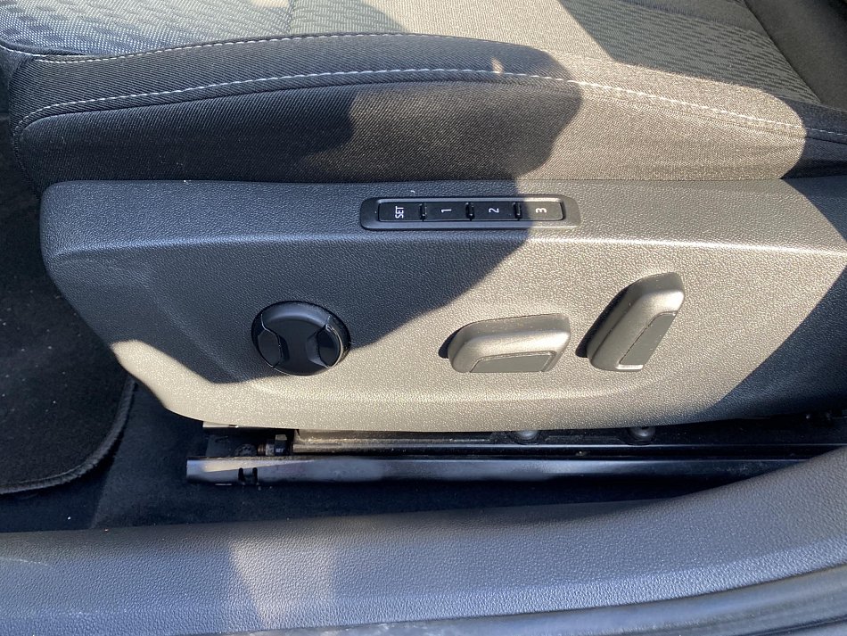 Škoda Octavia IV 2.0 TDi Style