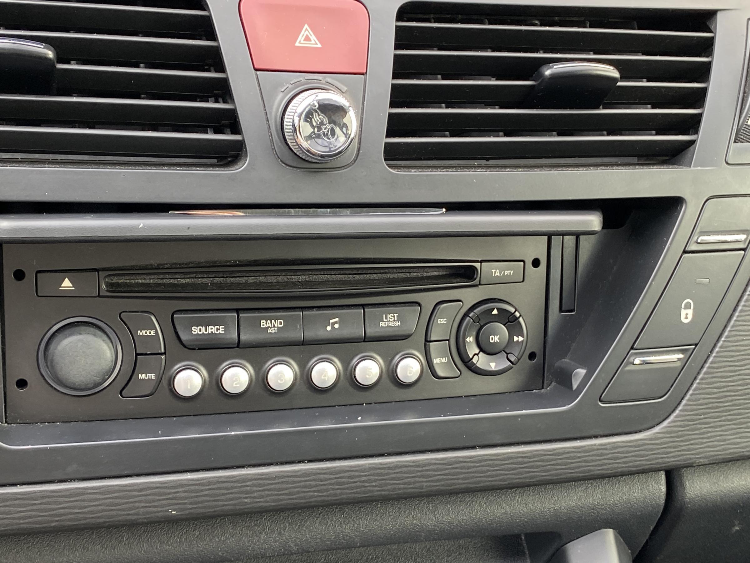 Citroën C4 Picasso, 2011 - pohled č. 15