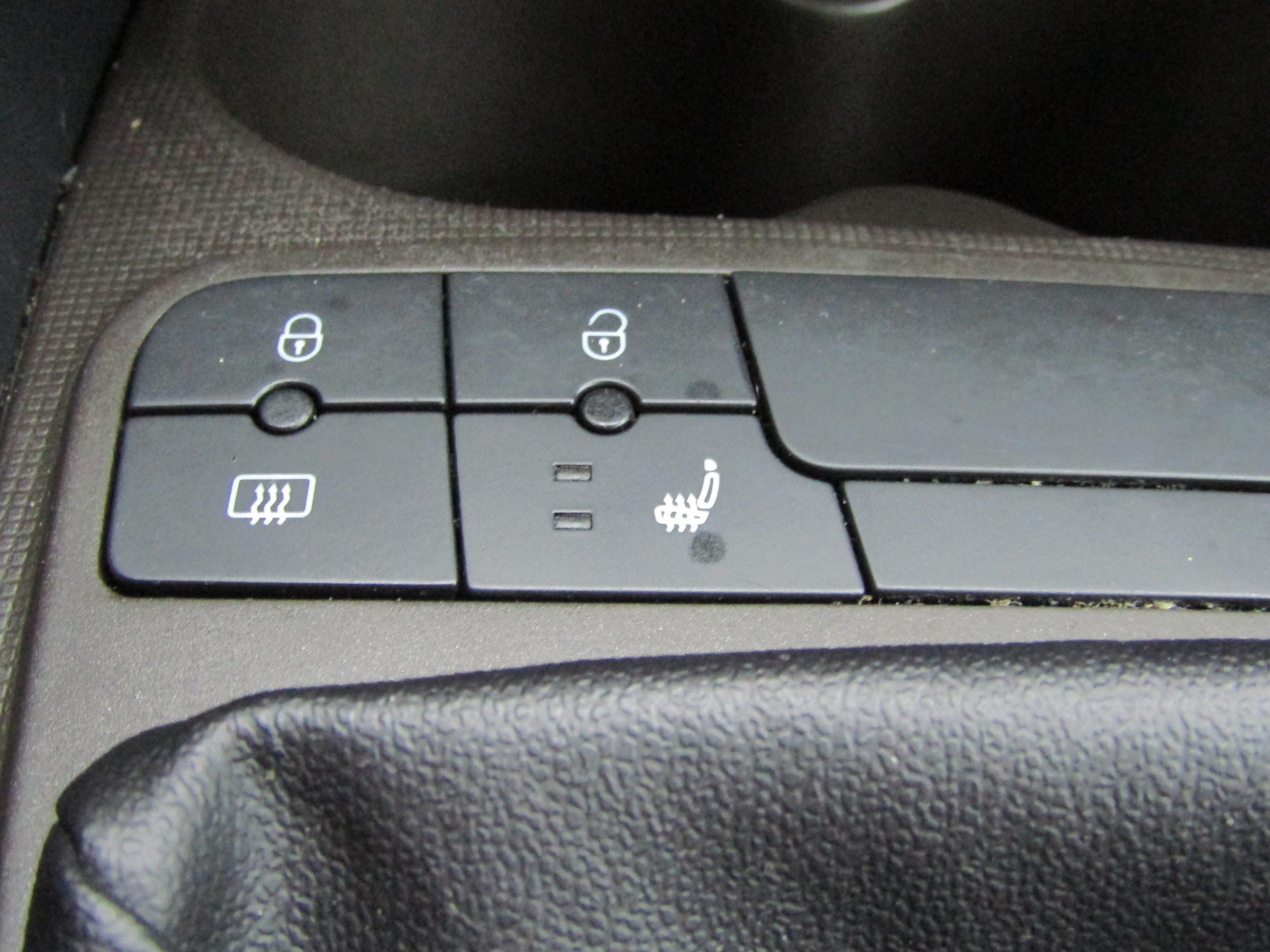 Seat Ibiza, 2014 - pohled č. 13