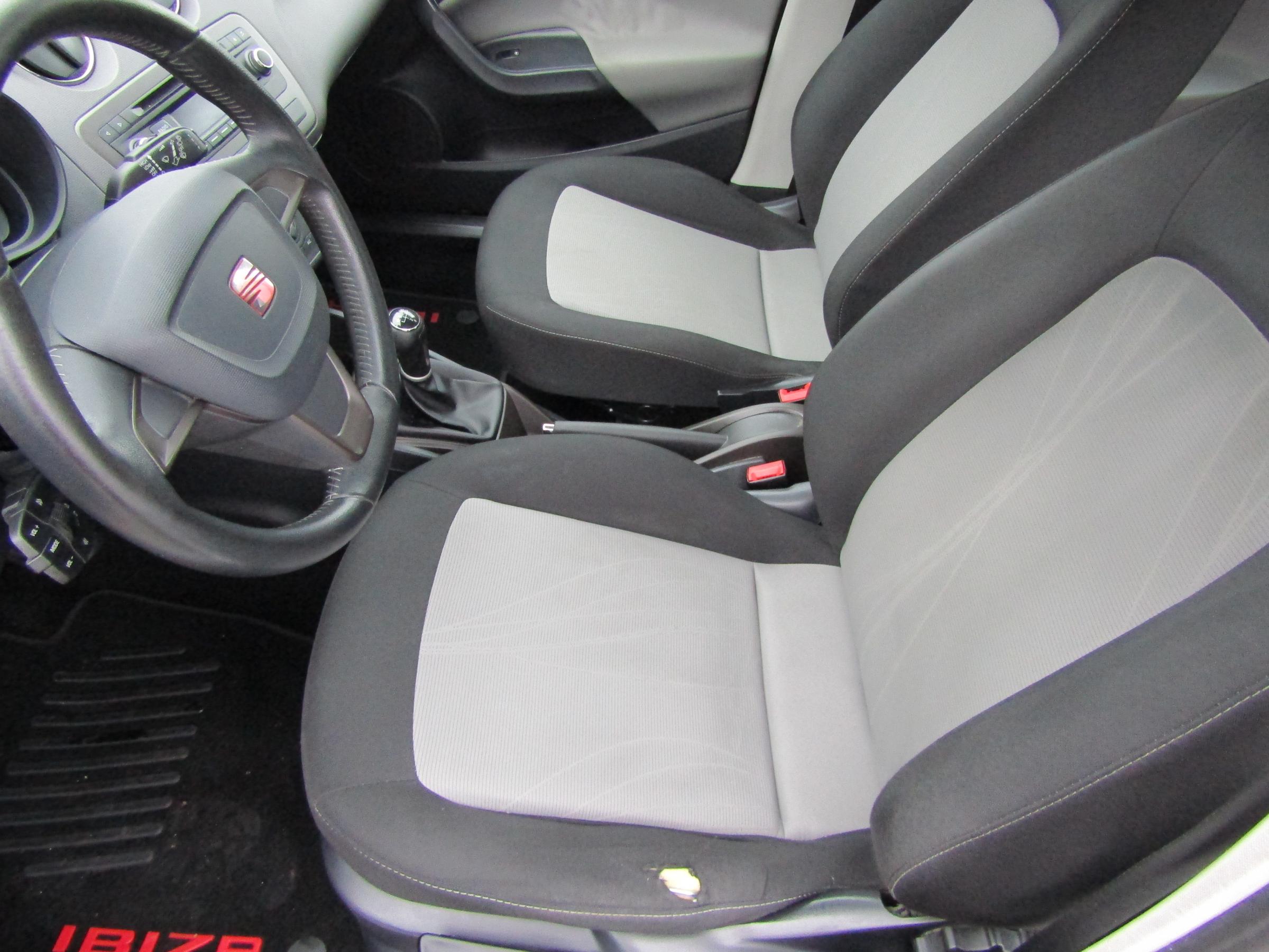 Seat Ibiza, 2014 - pohled č. 9