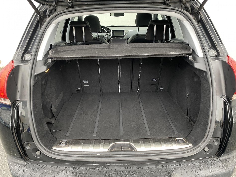 Peugeot 2008 1.6 e-HDI Allure