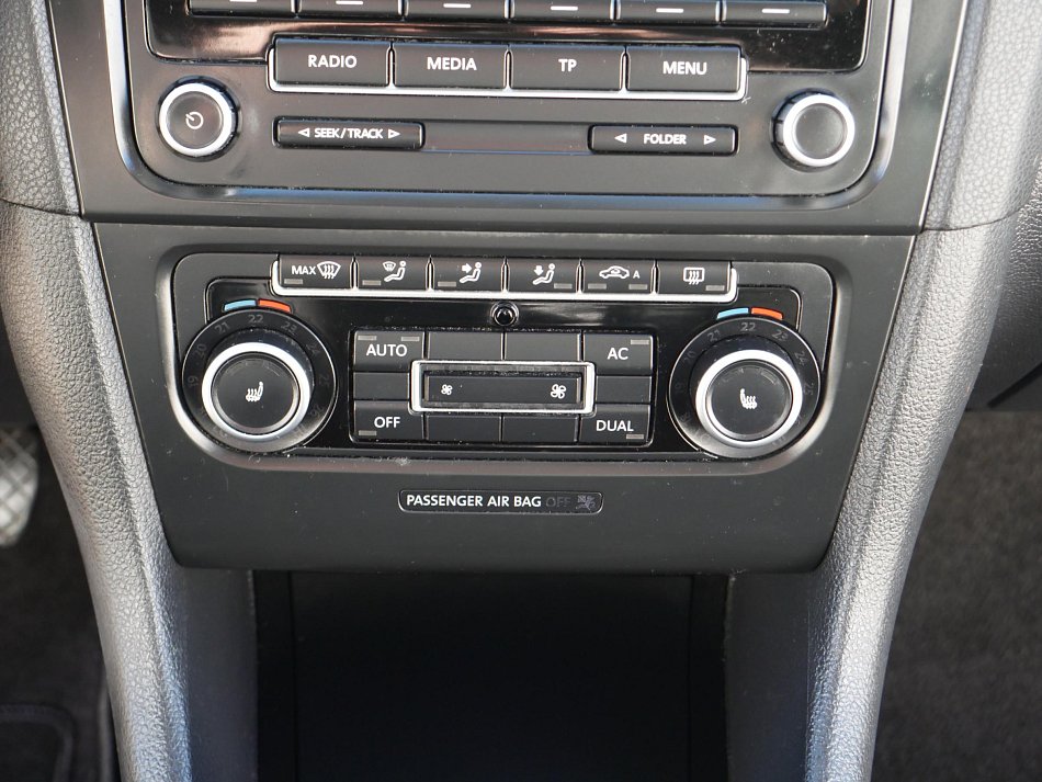 Volkswagen Golf 1.4TSI 