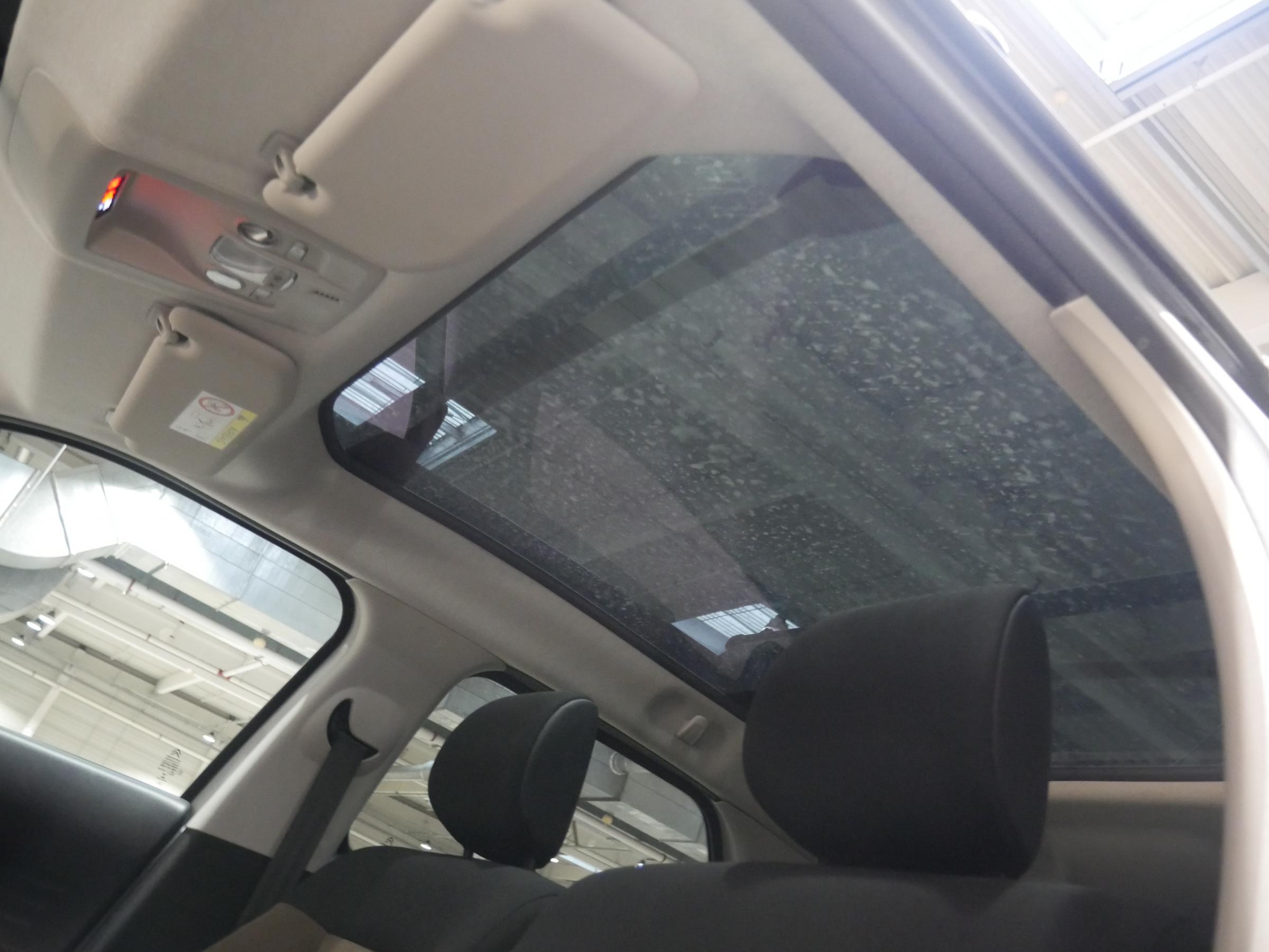 Citroën C4 Cactus, 2014 - pohled č. 17