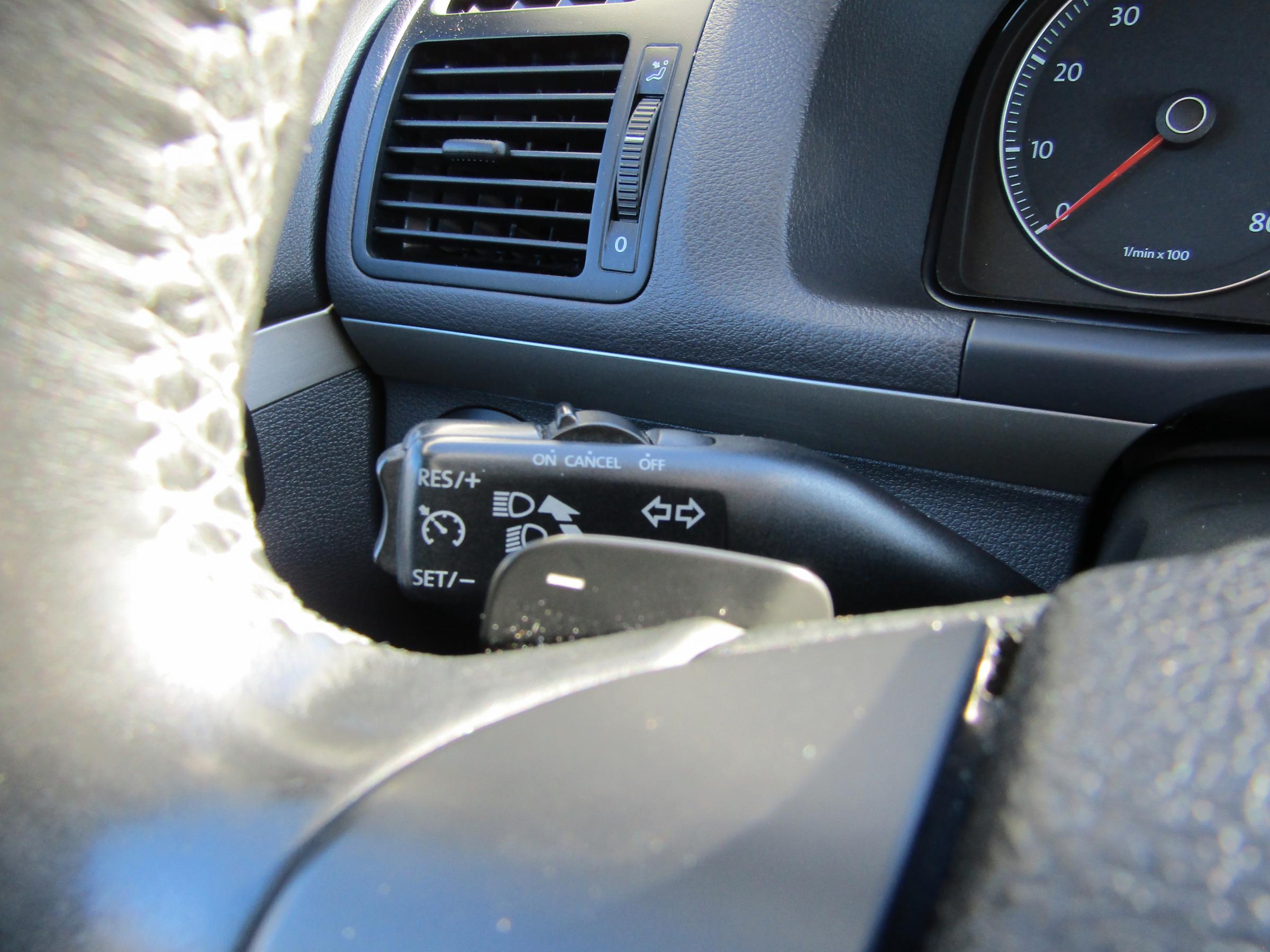 Volkswagen Touran, 2009 - pohled č. 15