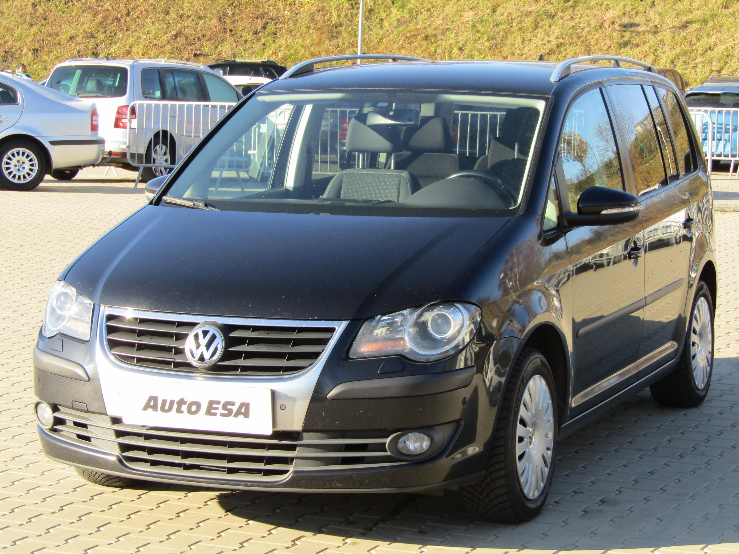 Volkswagen Touran, 2009 - pohled č. 3
