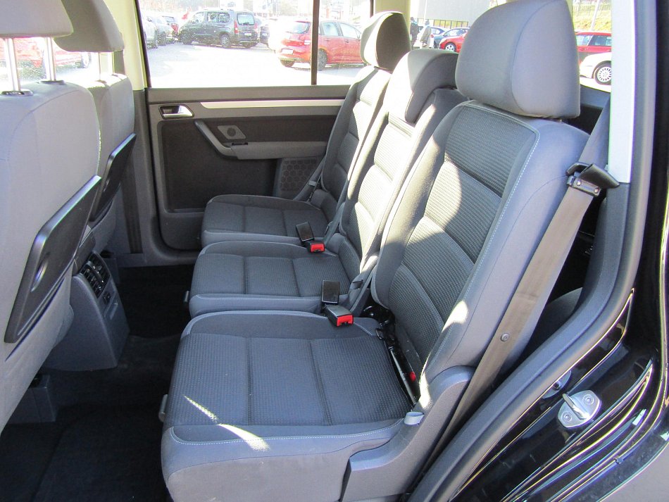 Volkswagen Touran 1.4 TSi 