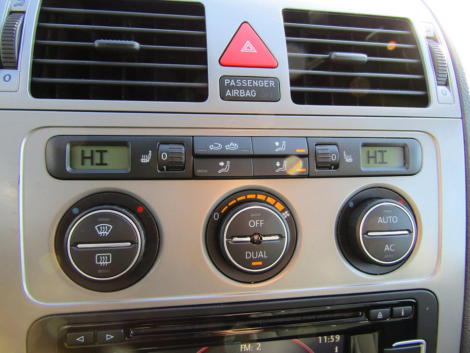 Volkswagen Touran 1.4 TSi 