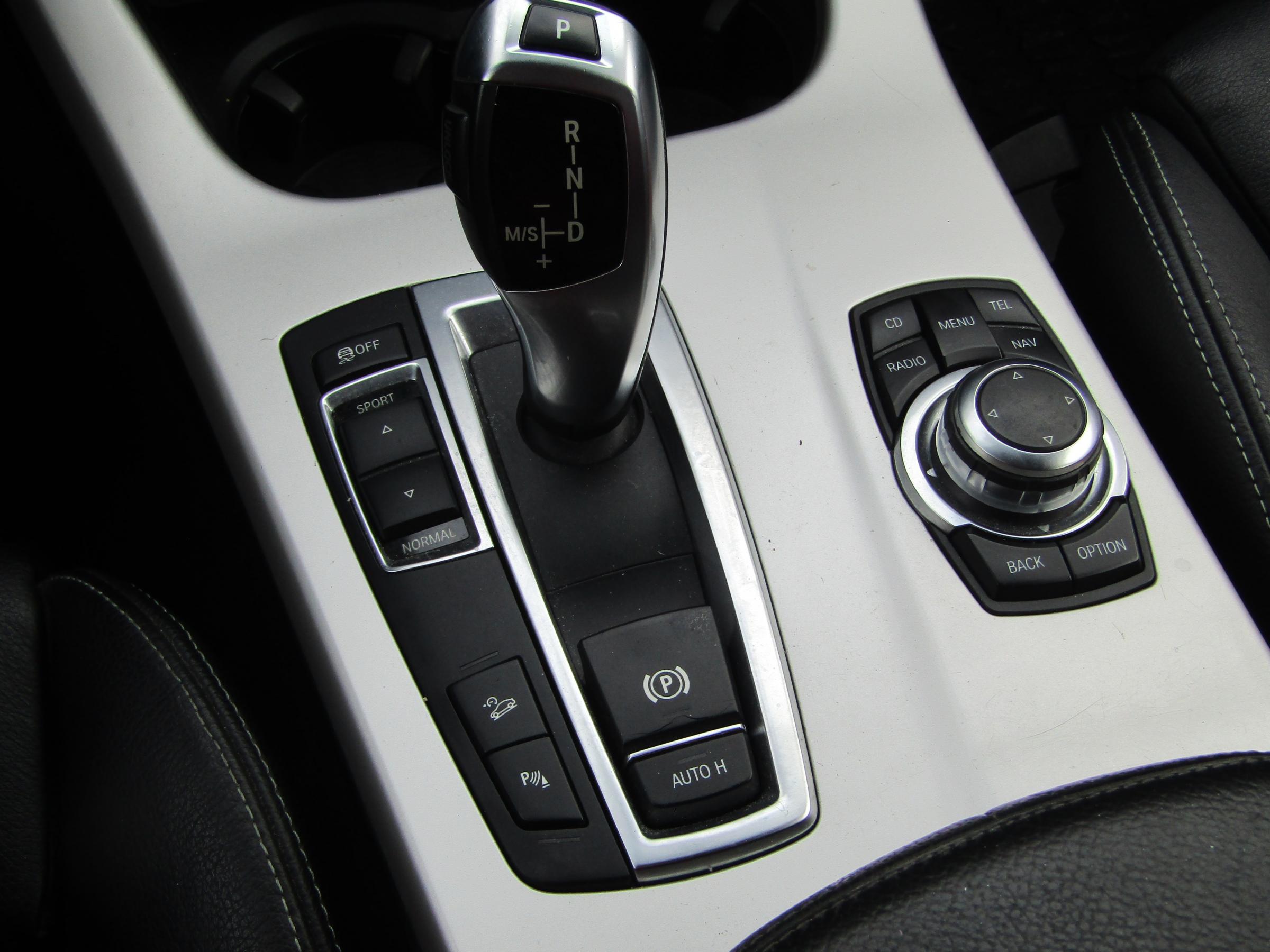 BMW X3, 2012 - pohled č. 18