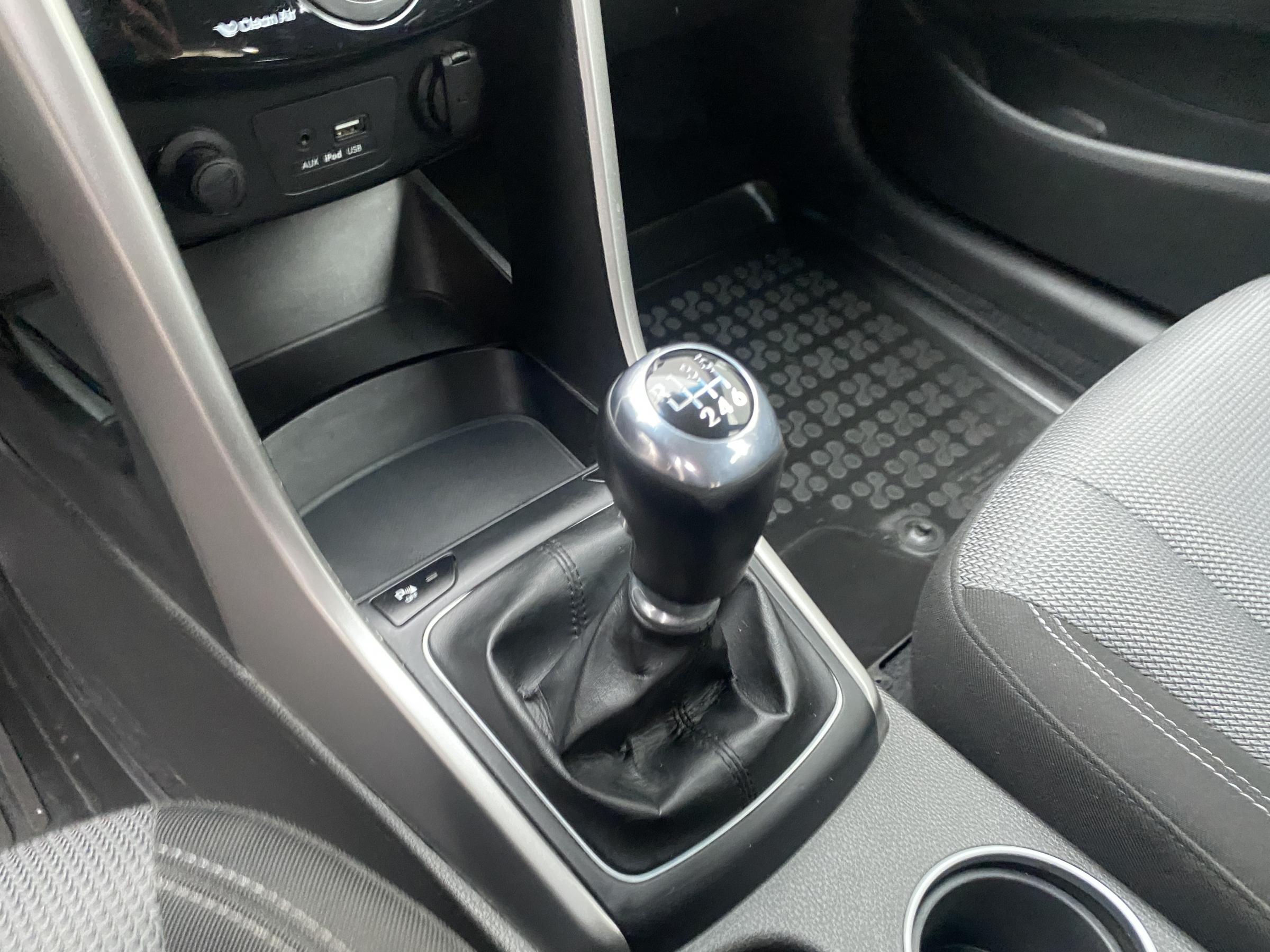 Hyundai i30, 2016 - pohled č. 16