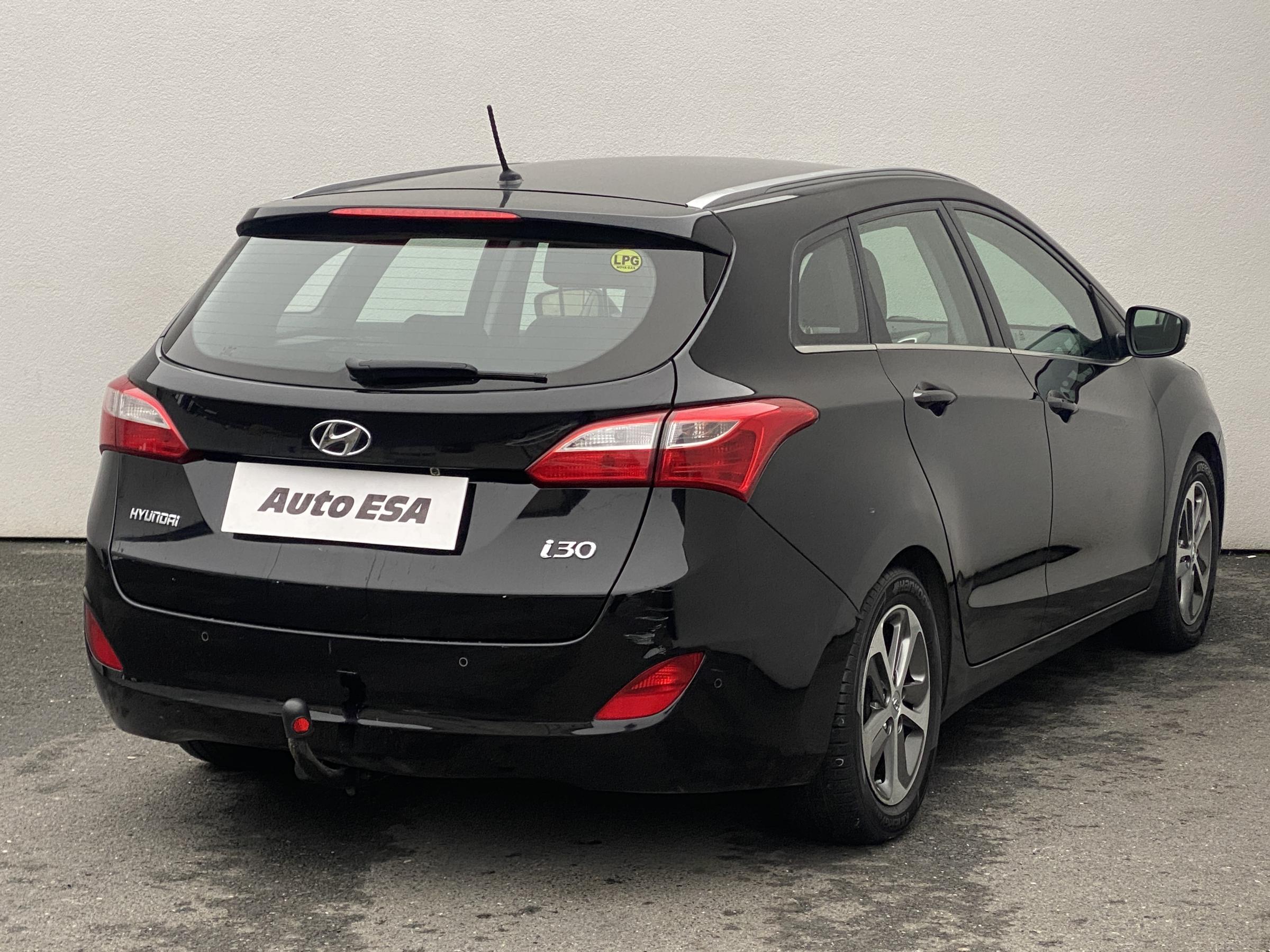Hyundai i30, 2016 - pohled č. 4