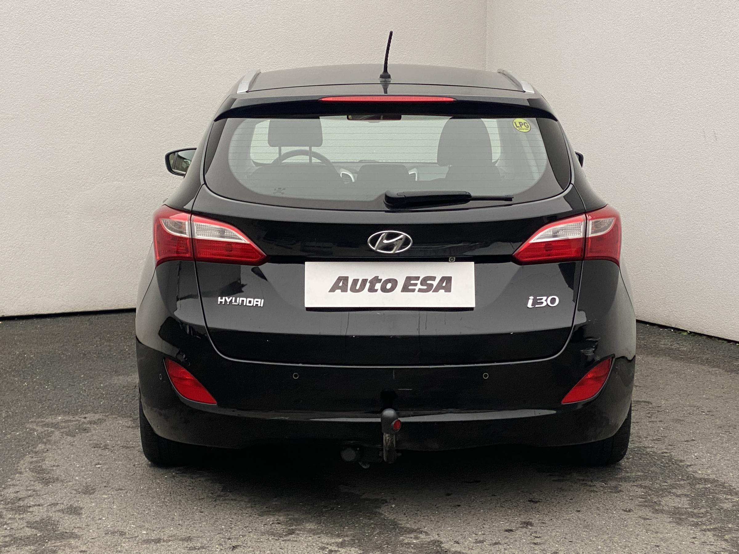 Hyundai i30, 2016 - pohled č. 5