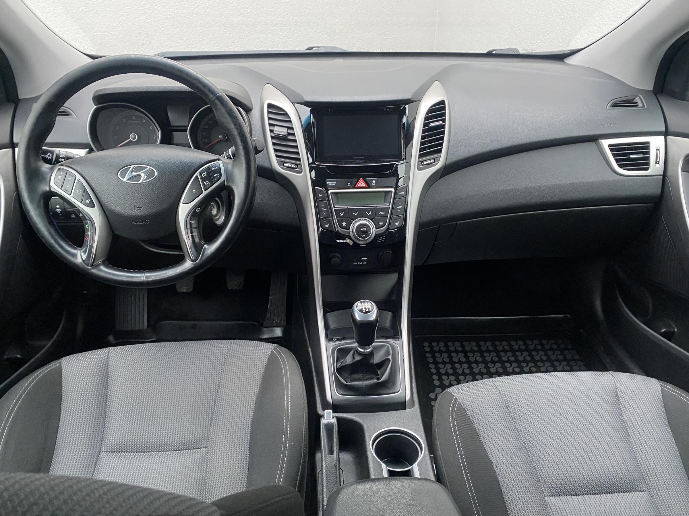 Hyundai i30, 2016 - pohled č. 8