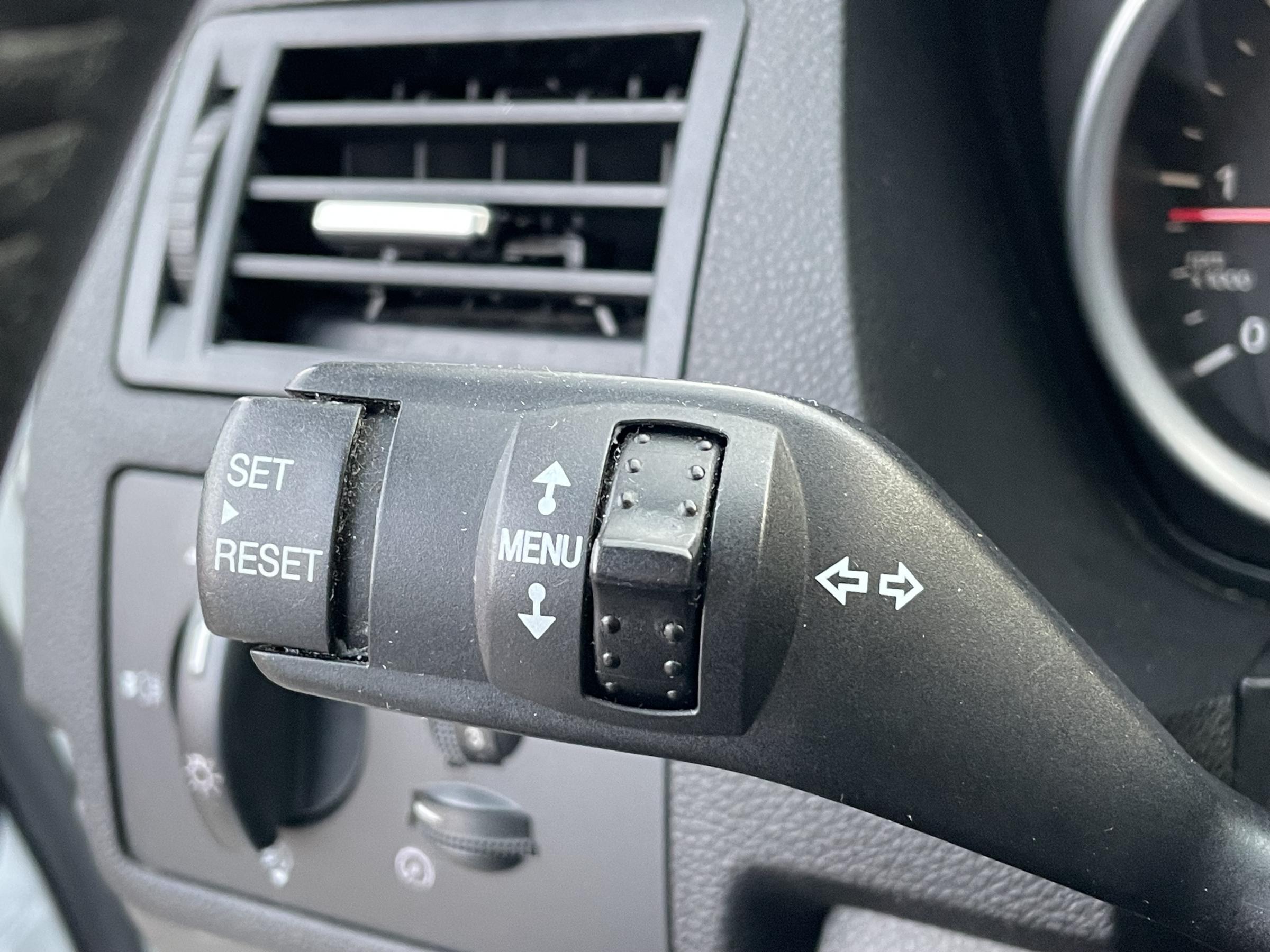 Ford Kuga, 2010 - pohled č. 12