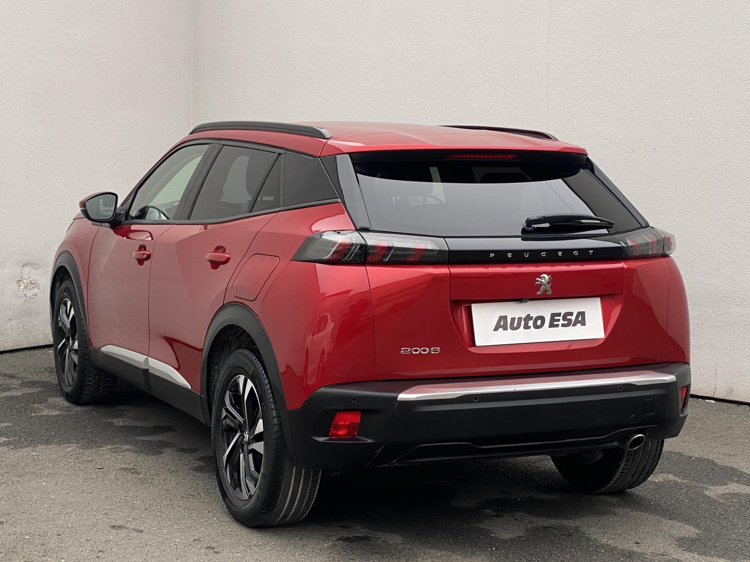 Peugeot 2008, 2019 - pohled č. 6
