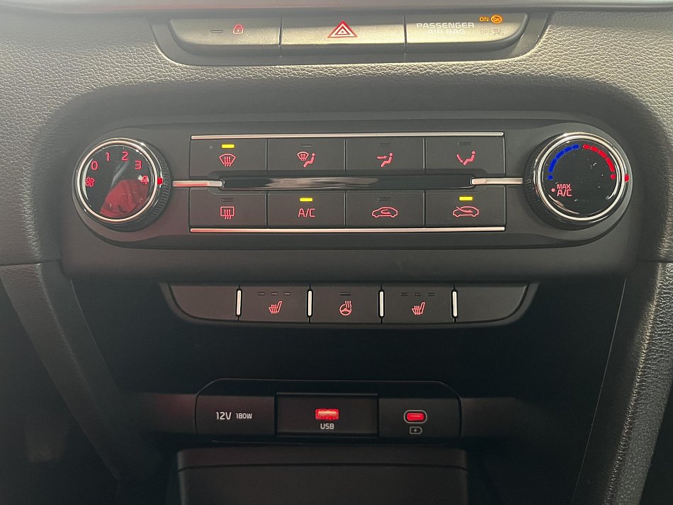 Kia Ceed 1.5 T-GDi Spin