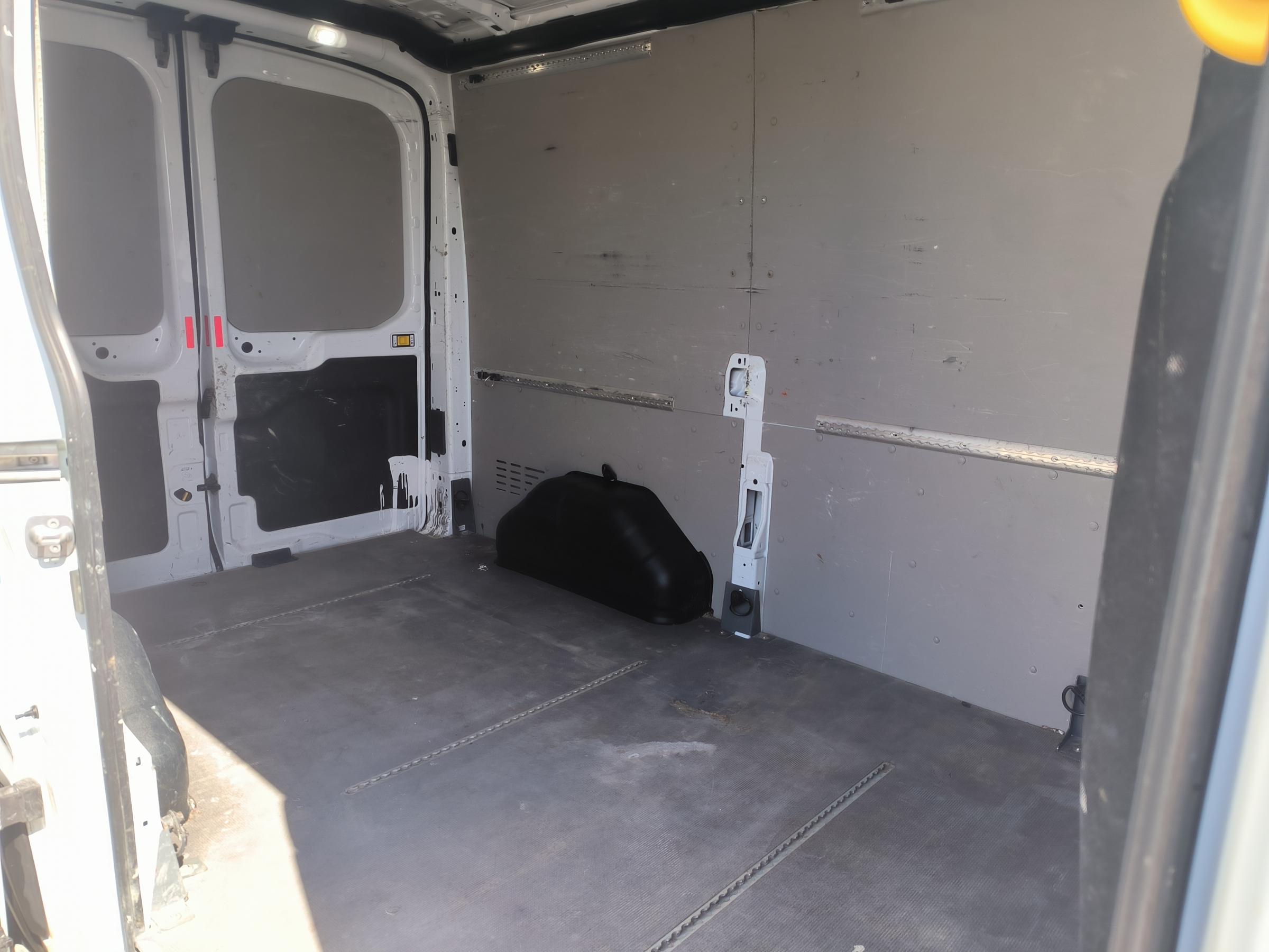 Ford Transit, 2019 - pohled č. 10