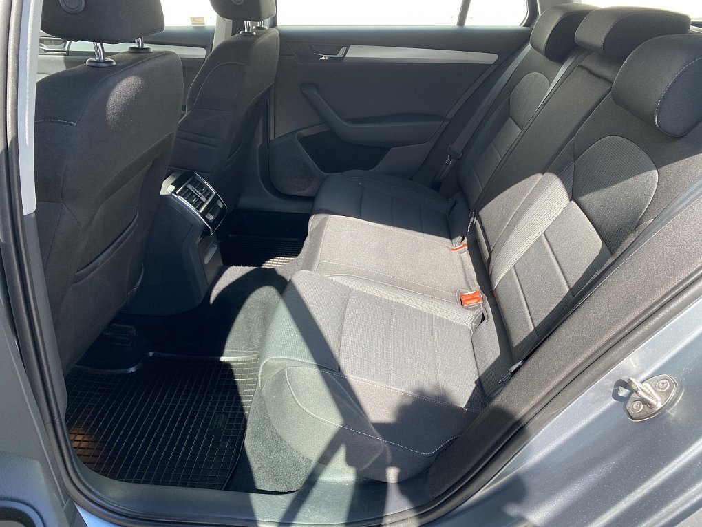 Škoda Superb III 2.0 TDi Style