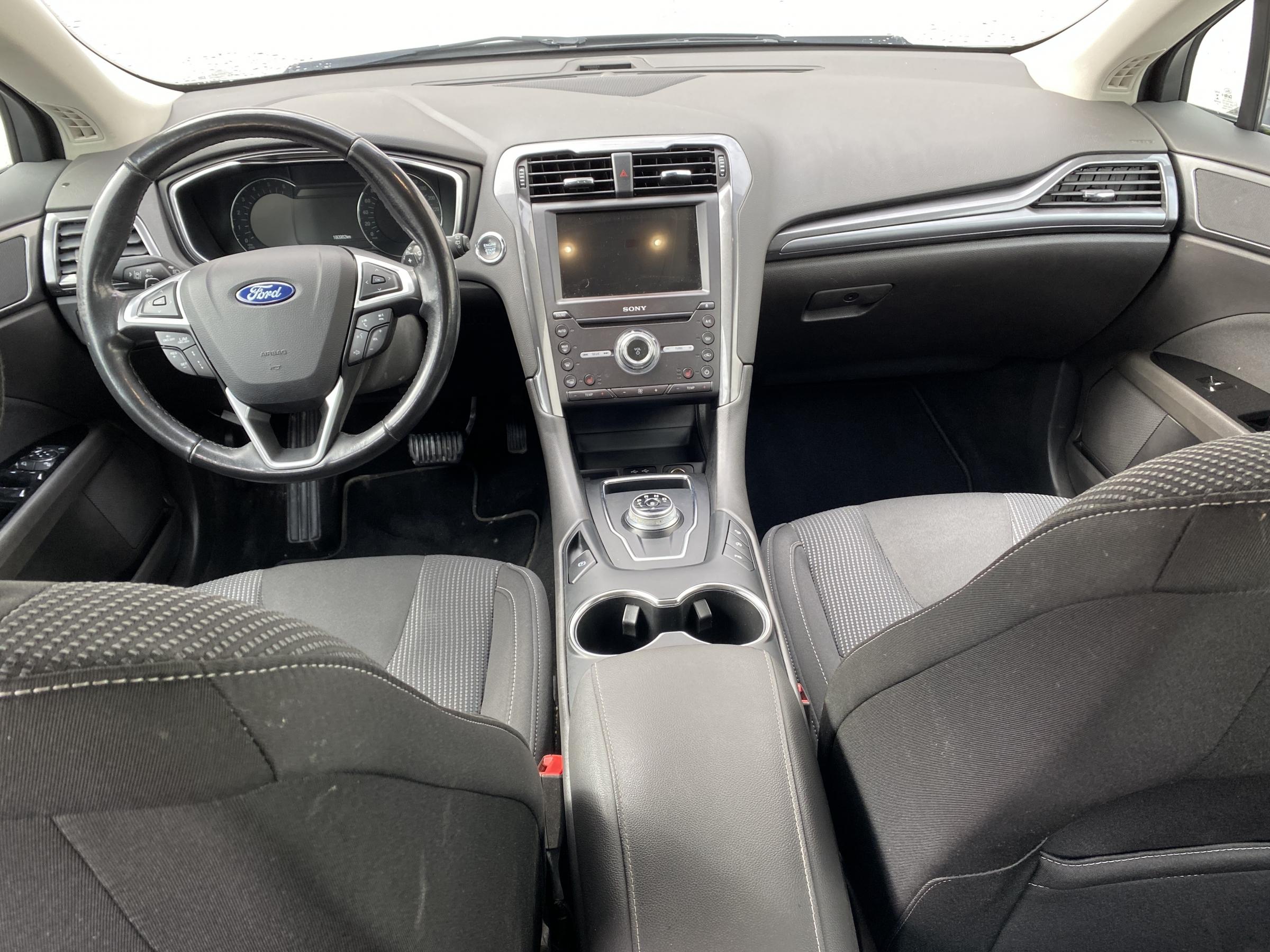 Ford Mondeo, 2021 - pohled č. 8