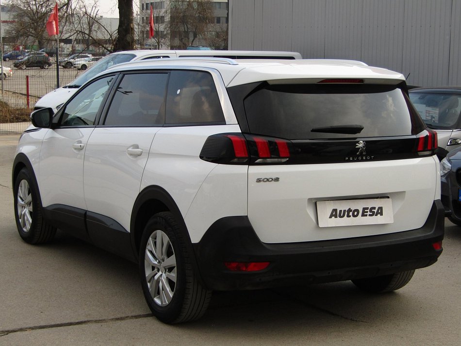 Peugeot 5008 1.6 HDi 