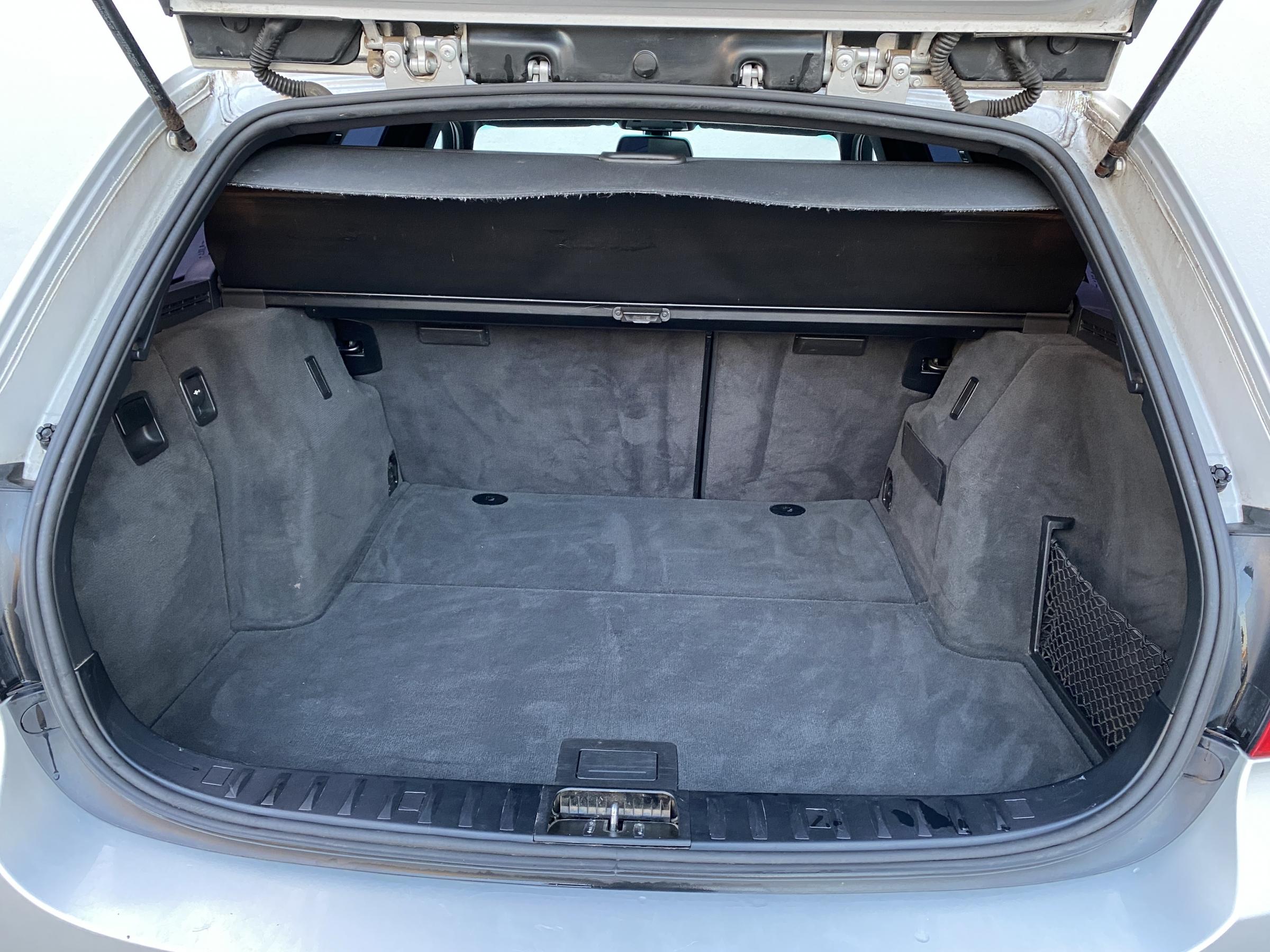 BMW Řada 3, 2011 - pohled č. 7